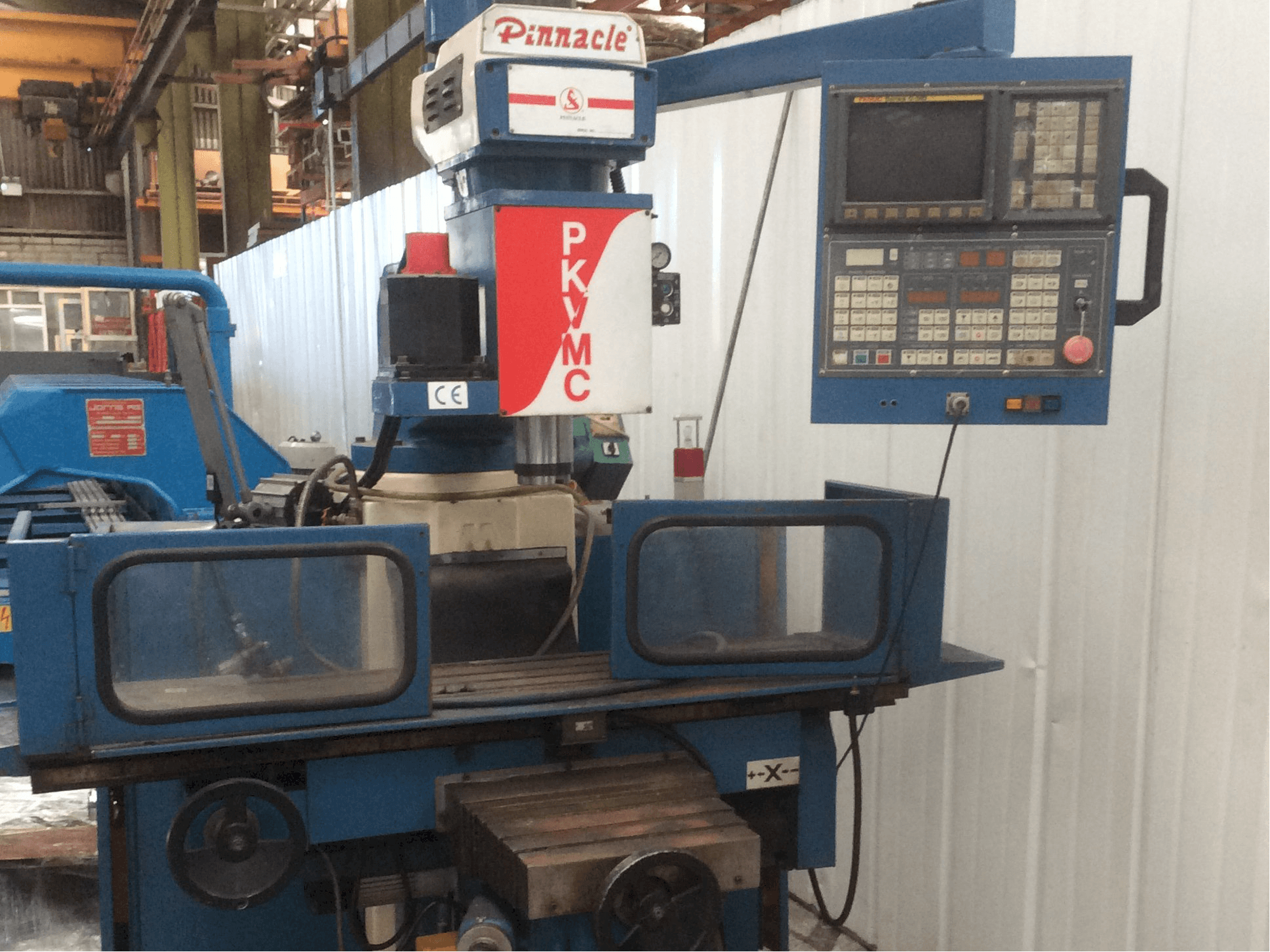 Masina Pinnacle PKVMC eestvaade