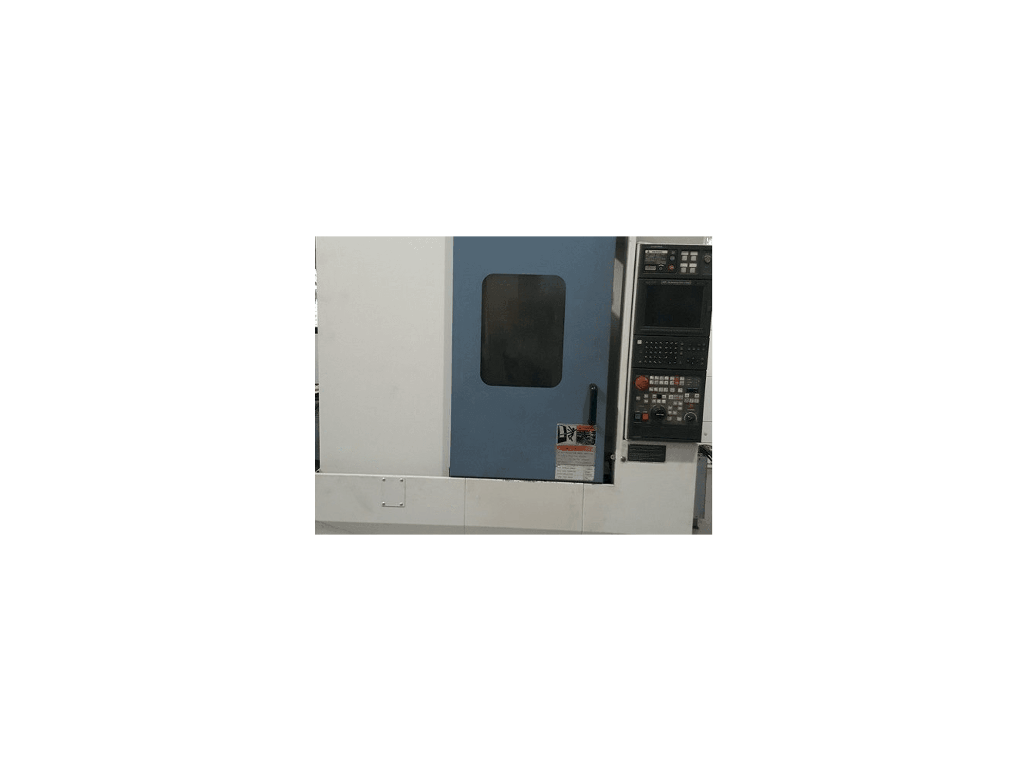 Masina MORI SEIKI Accumill 4000 eestvaade