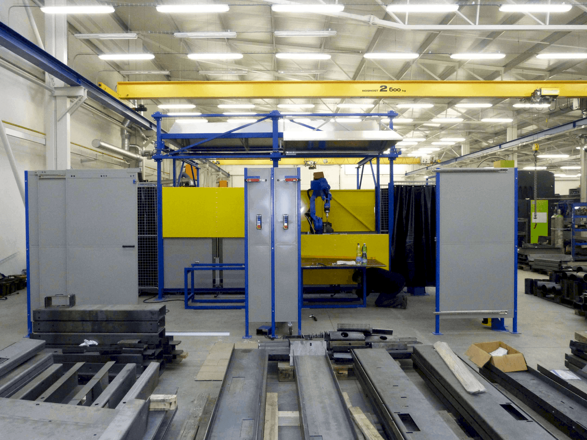 Masina Yaskawa Motoman MA1900 eestvaade