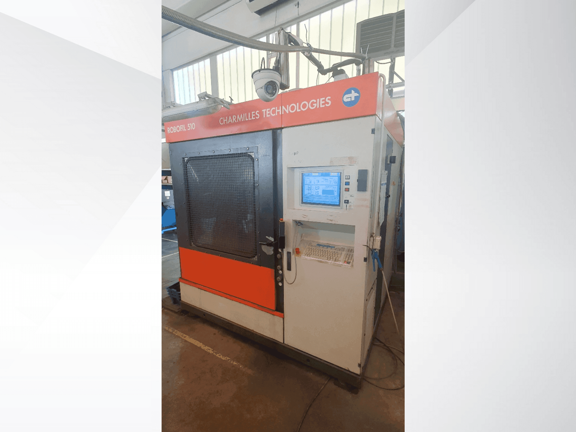 Masina CHARMILLES Robofil 510 eestvaade