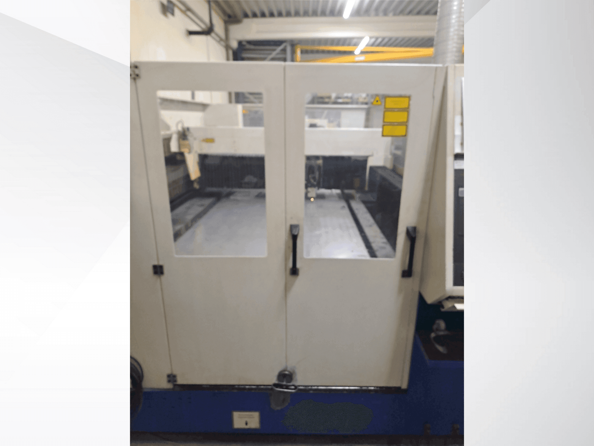 Masina TRUMPF TRUMATIC 3030 eestvaade