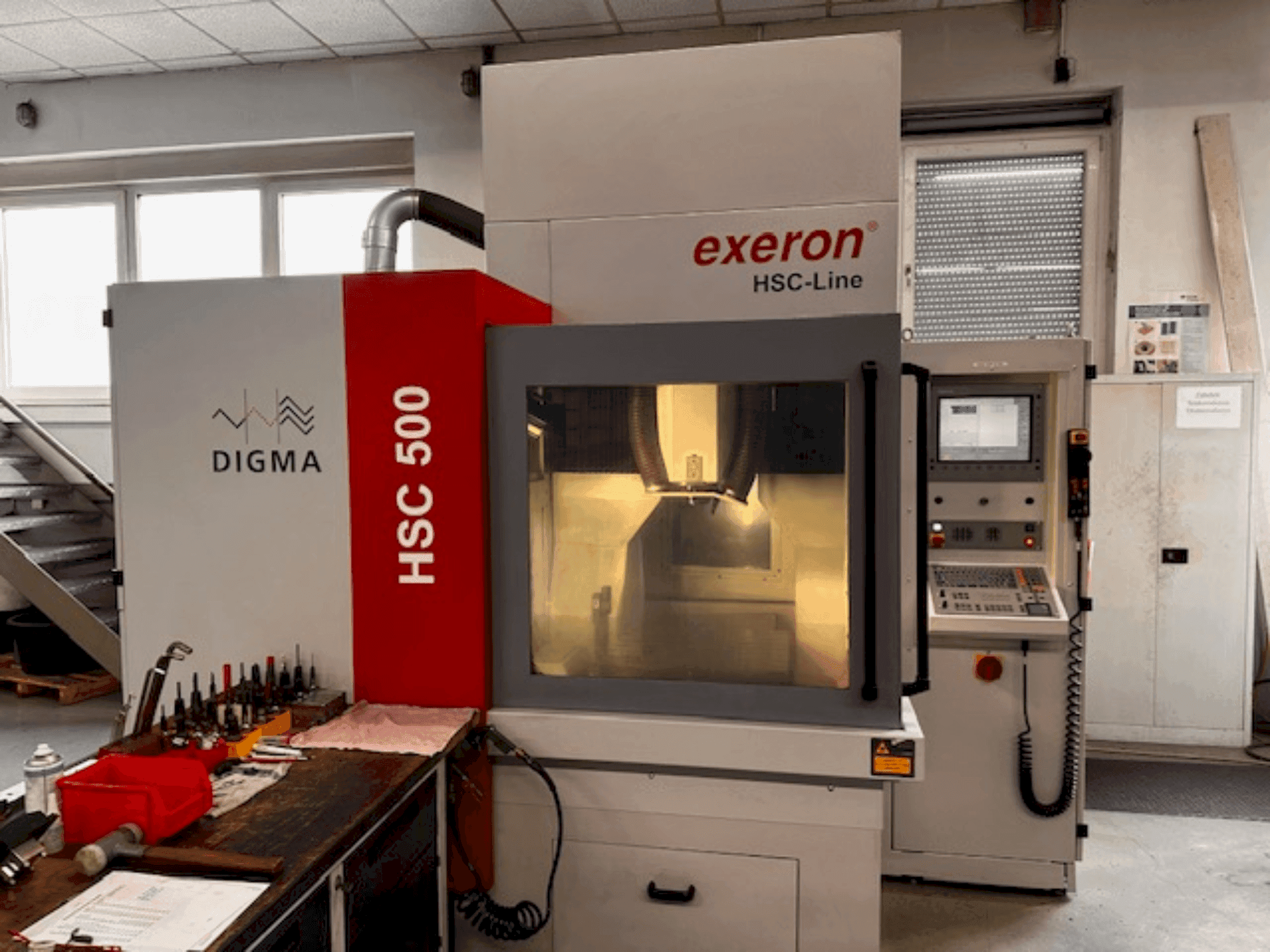 Masina Exeron HSC-Line 500 eestvaade