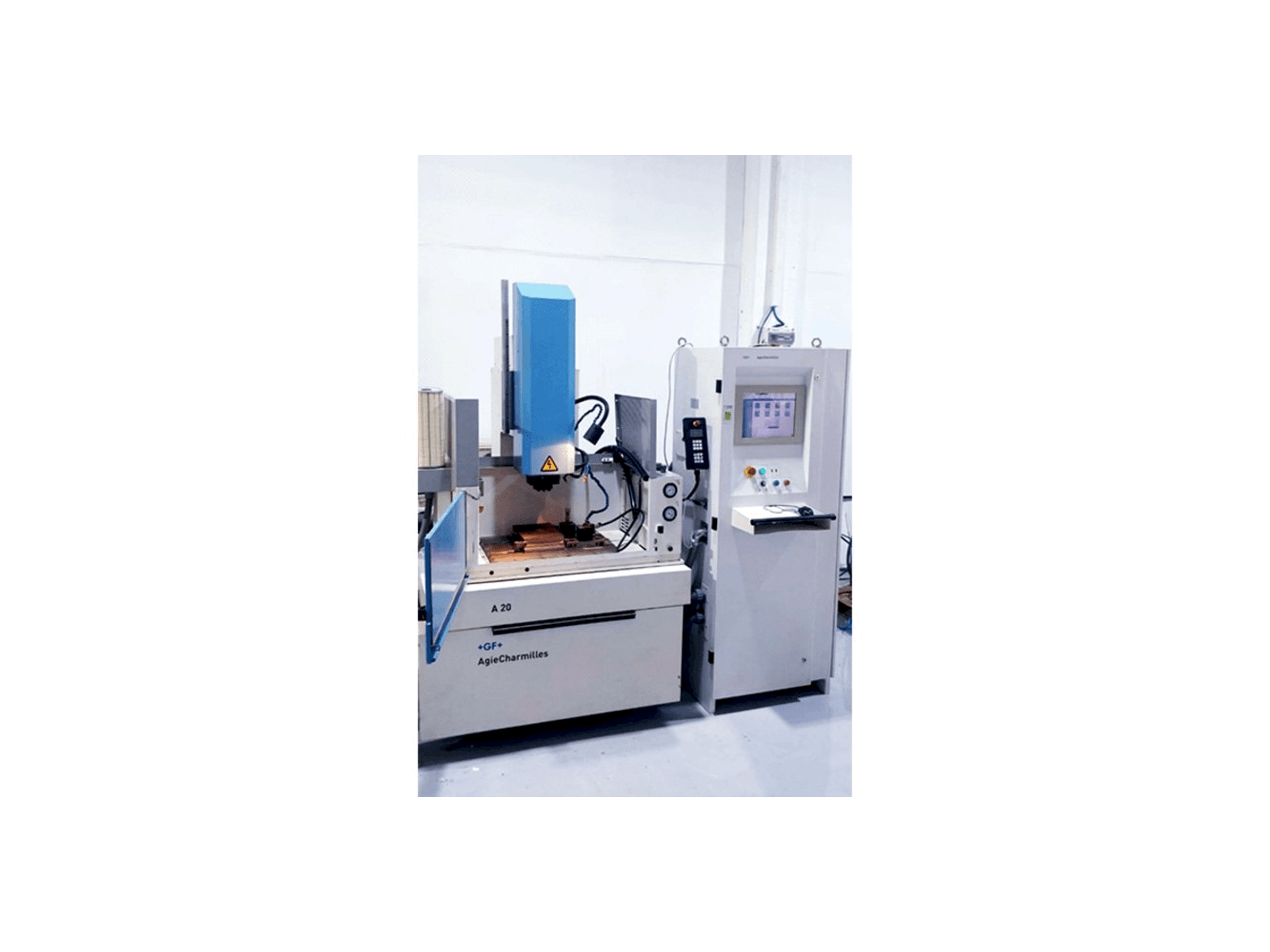 Masina AgieCharmilles SA20 eestvaade