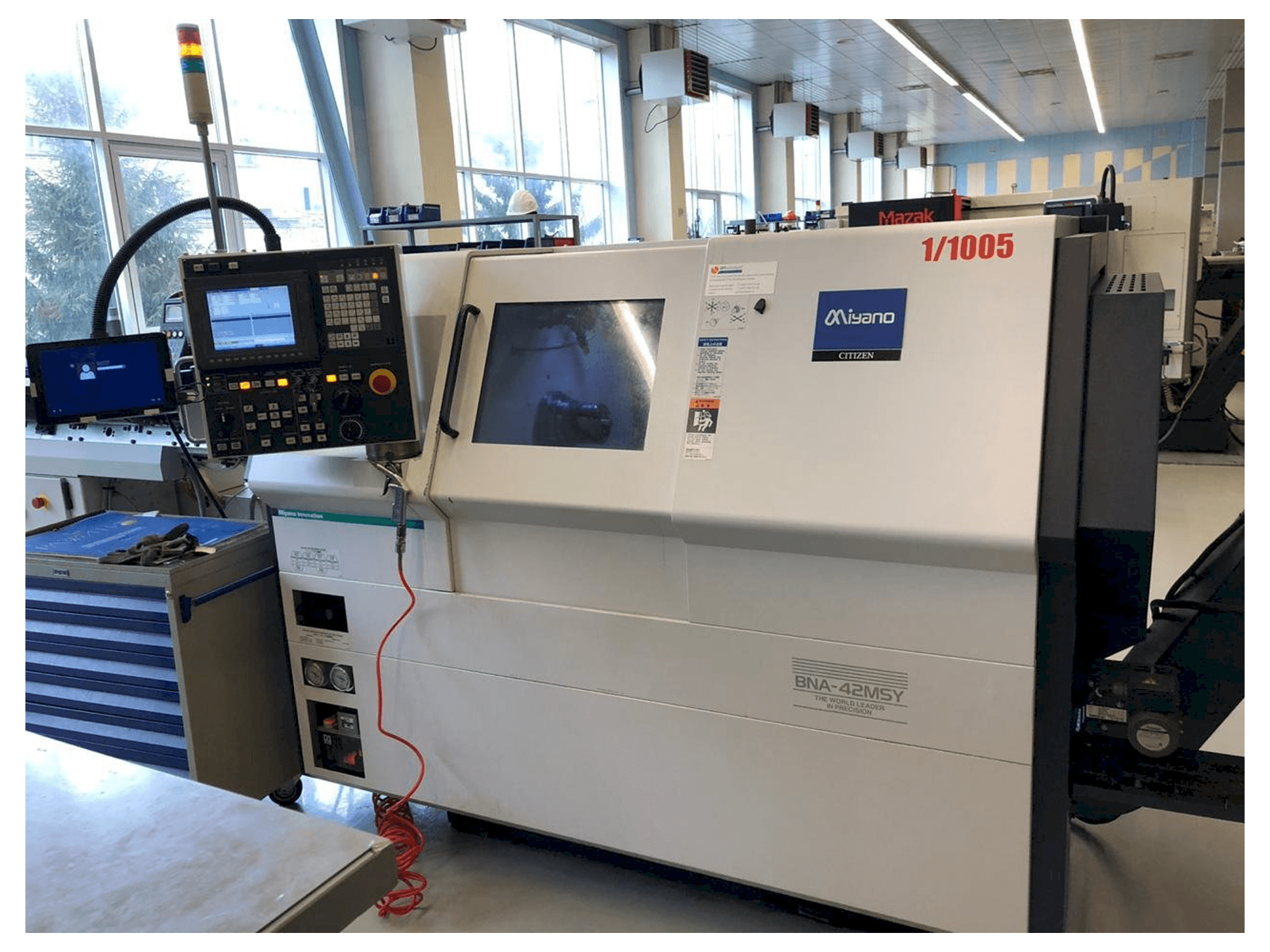 Masina Miyano BNA-42MSY eestvaade