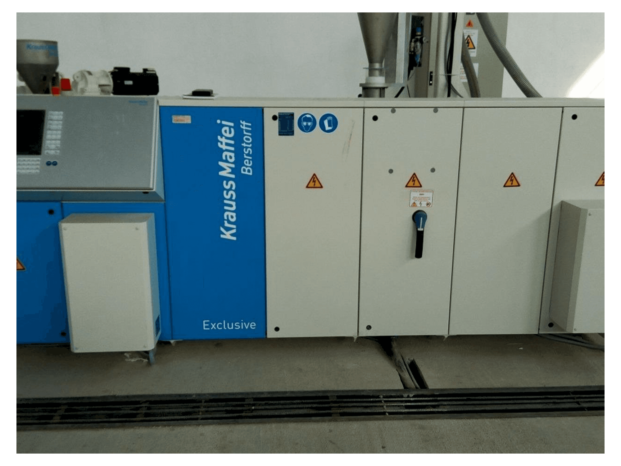 Masina Krauss Maffei KME 60-36 B/R eestvaade