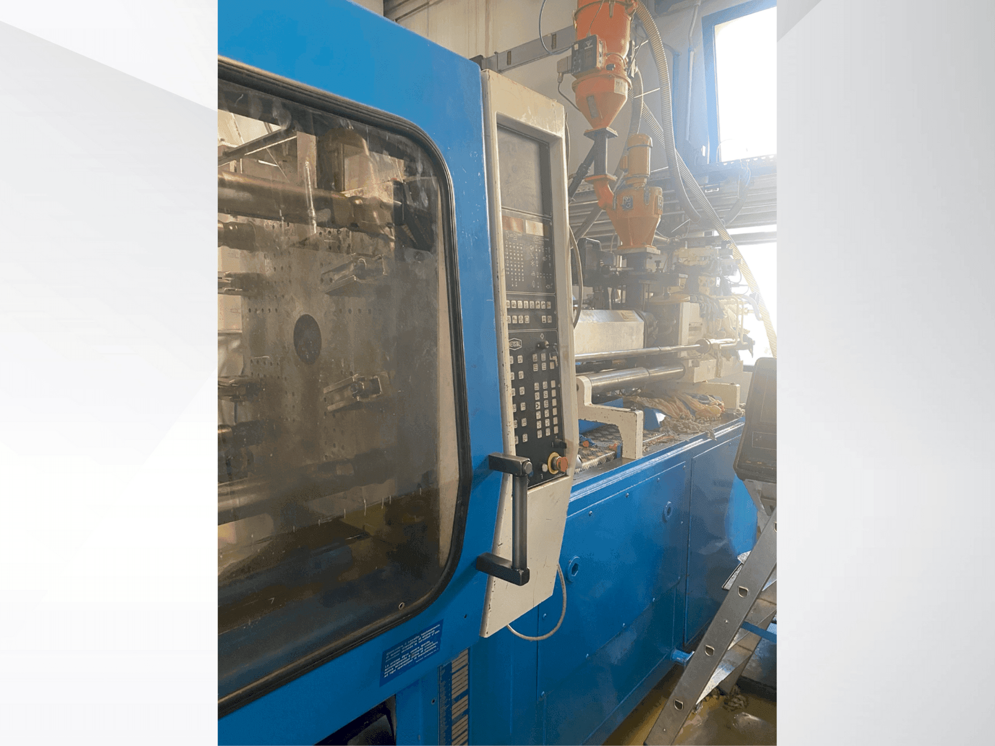 Masina Netstal S-1000-460 eestvaade