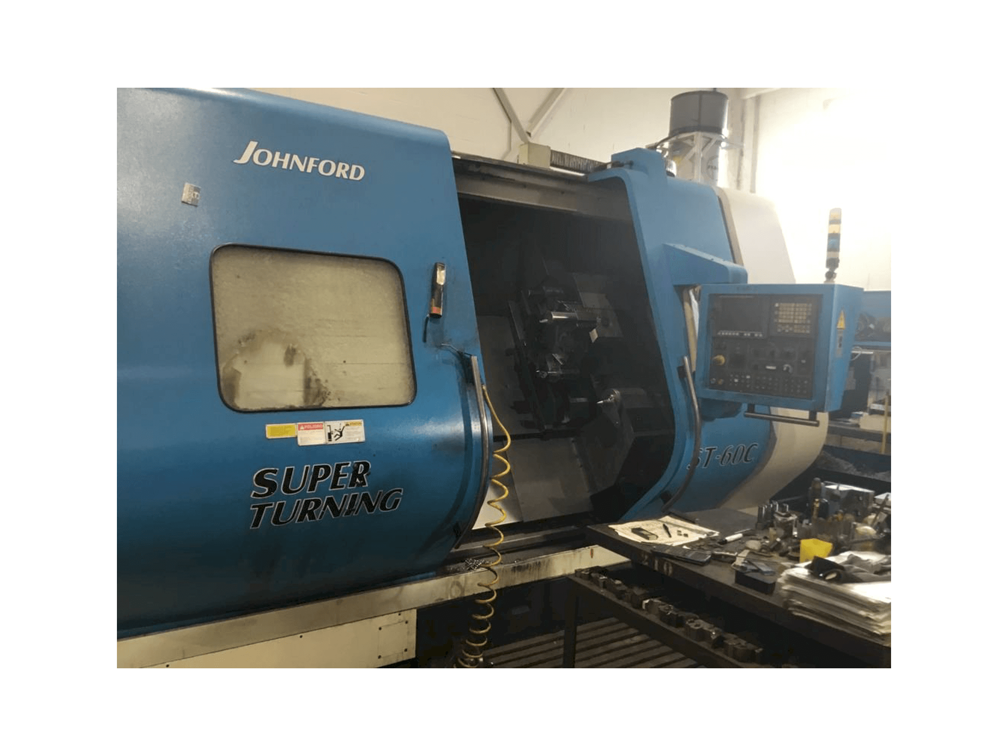 Masina Johnford ST-60C eestvaade
