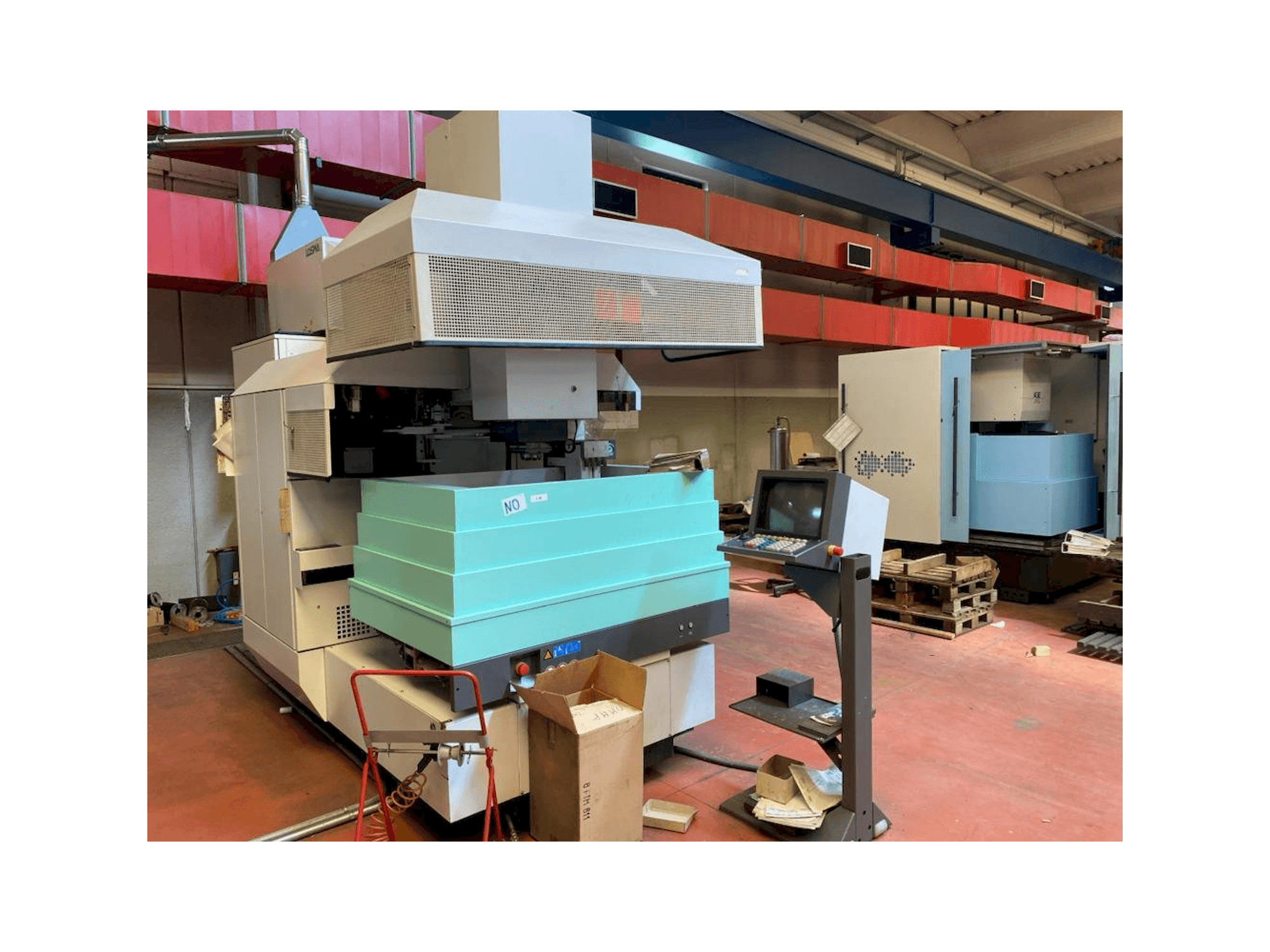 Masina AGIE AGIETRON INTEGRAL 3 eestvaade