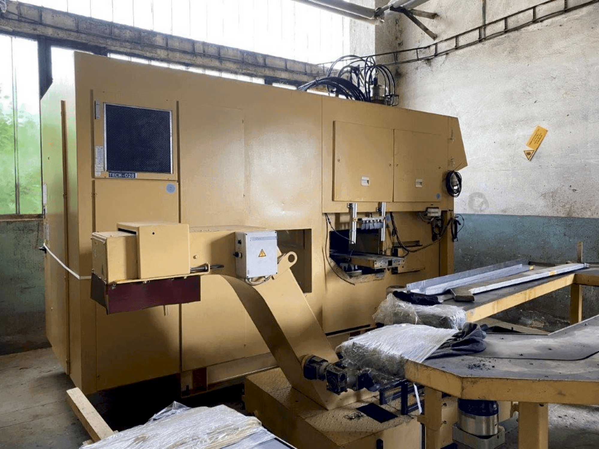 Masina EMAG VSC 400 eestvaade