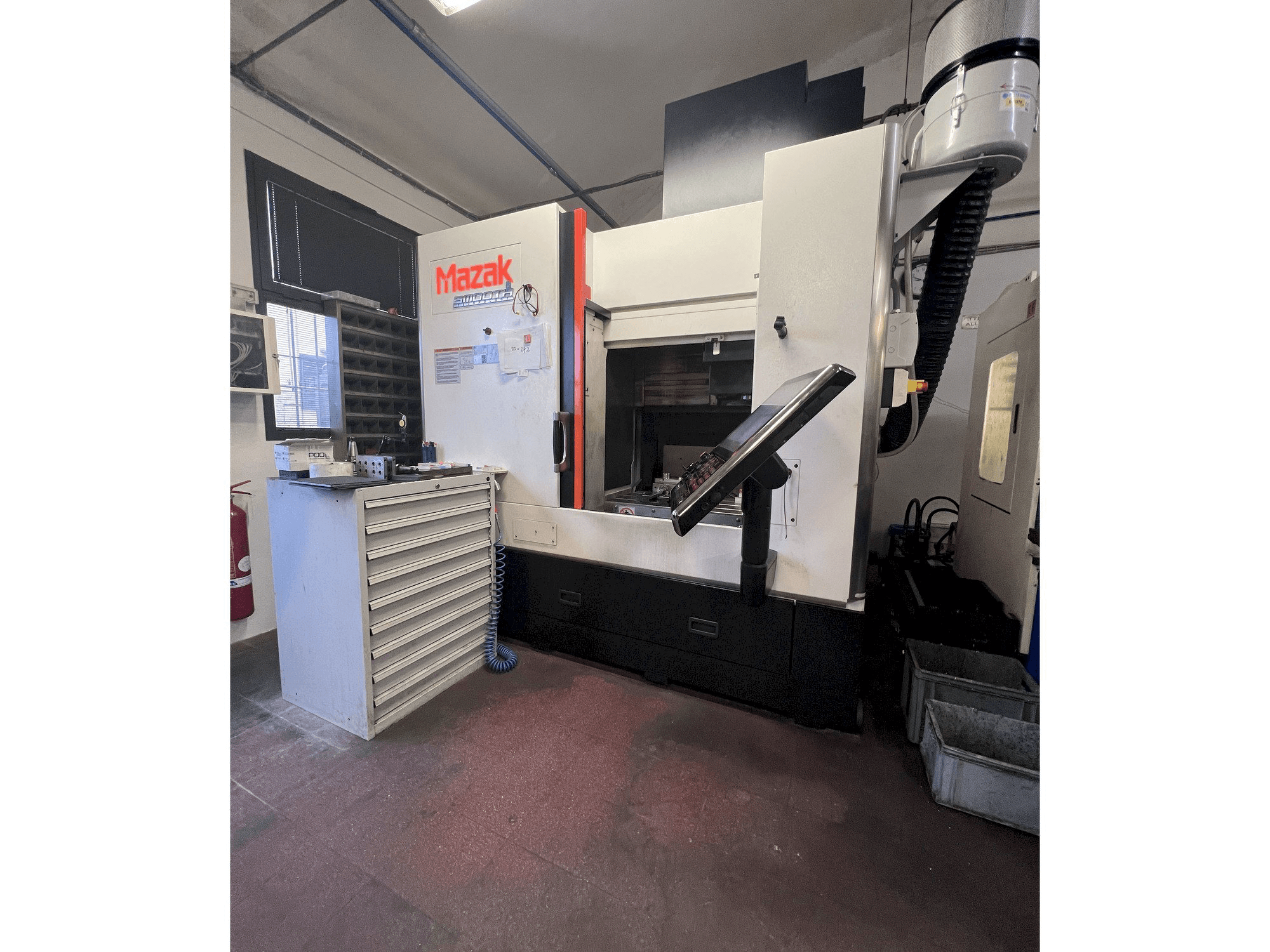 Masina Mazak FJV 200 Smooth G eestvaade