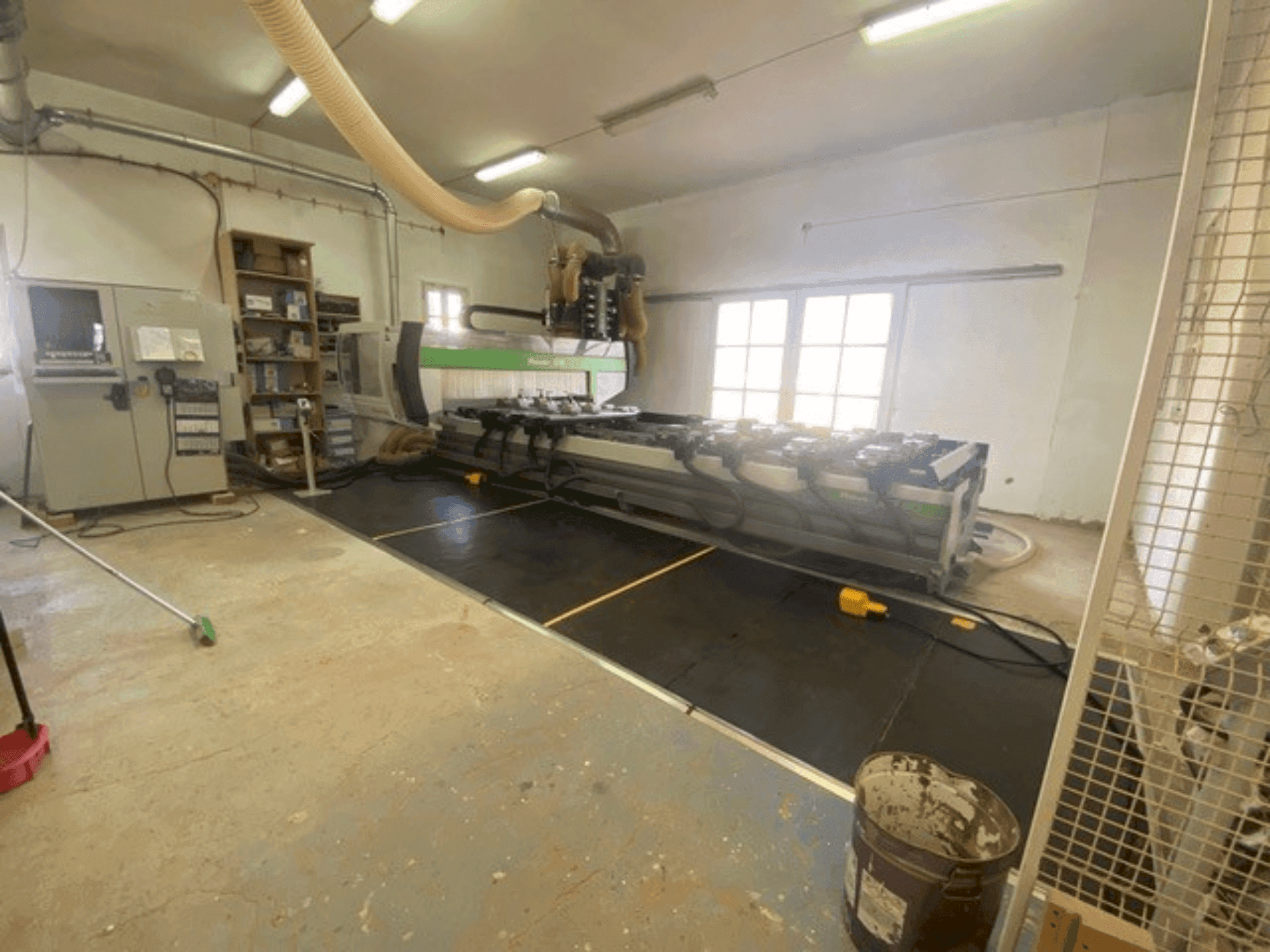 Masina BIESSE ROVER C 9.50 eestvaade