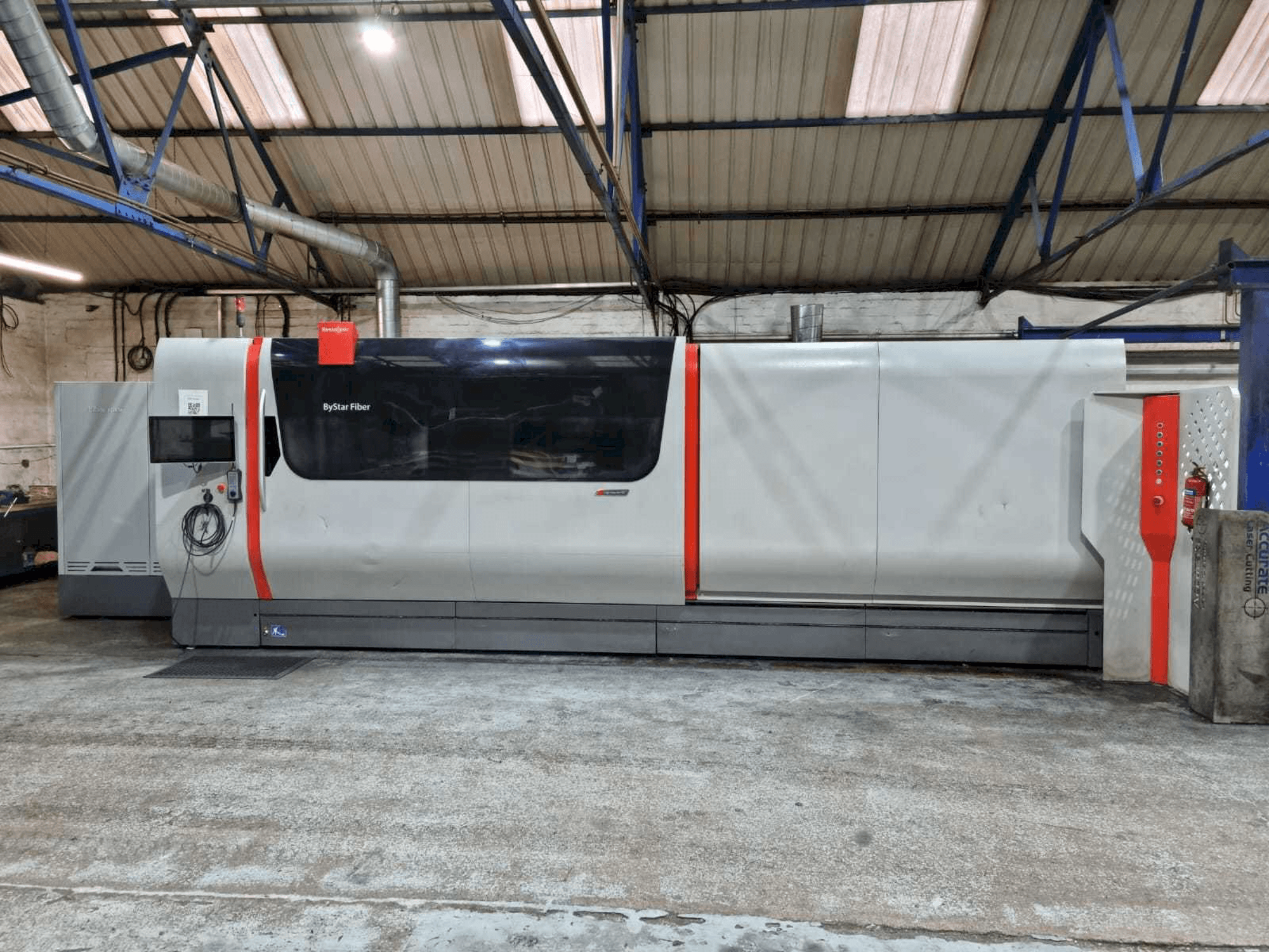 Masina Bystronic Bystar Fiber 4020 10KW eestvaade