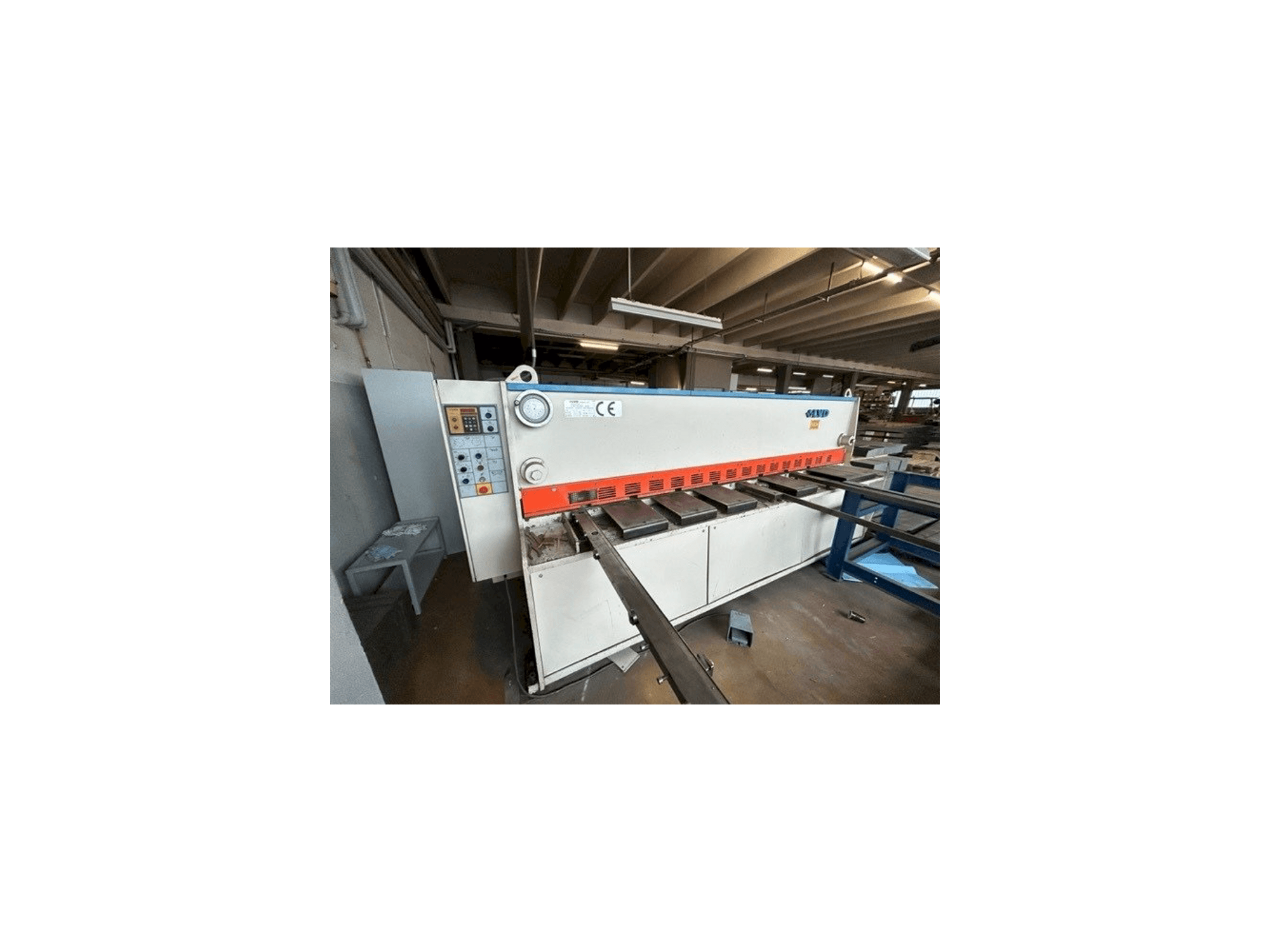 Masina LVD HST-C 31/6 eestvaade