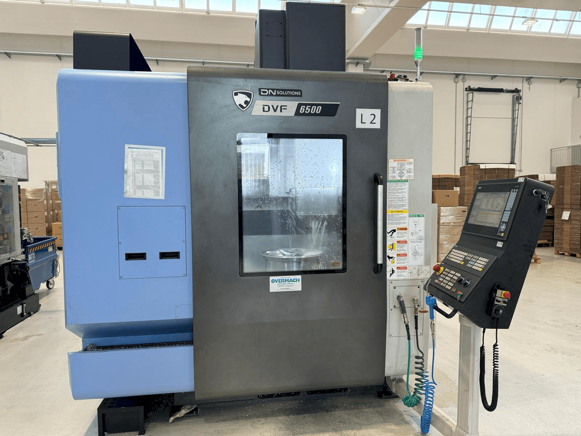 Masina DN SOLUTIONS DVF 6500 eestvaade