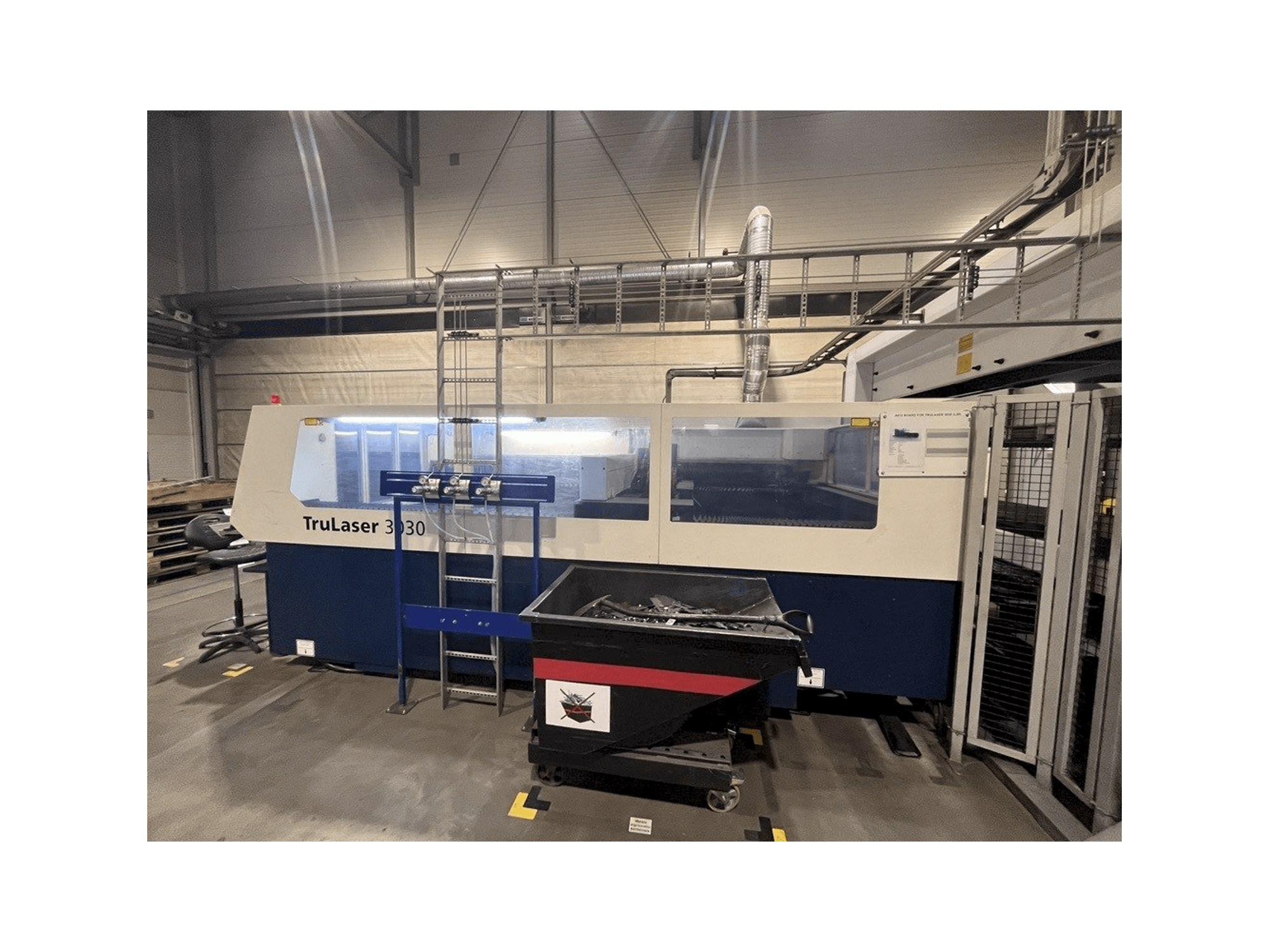 Masina TRUMPF TruLaser 3030 L30 eestvaade