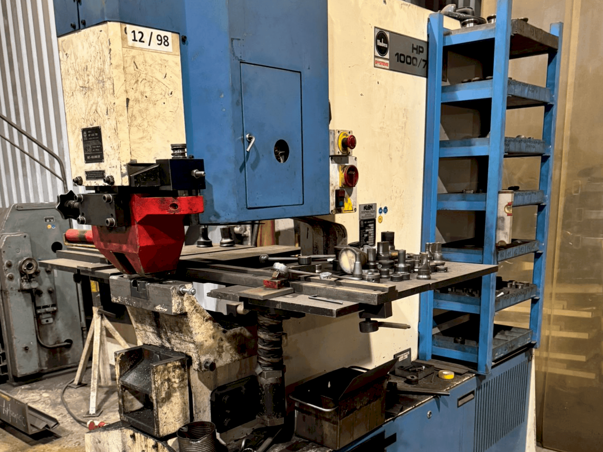 Masina KLEIN HP 1000/760 eestvaade