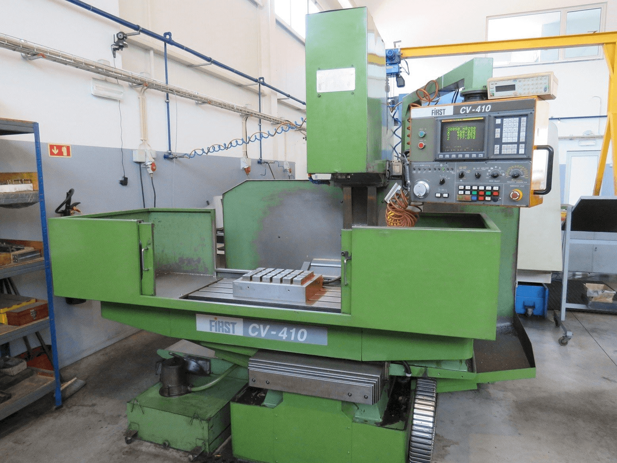 Masina FIRST CV-410 eestvaade