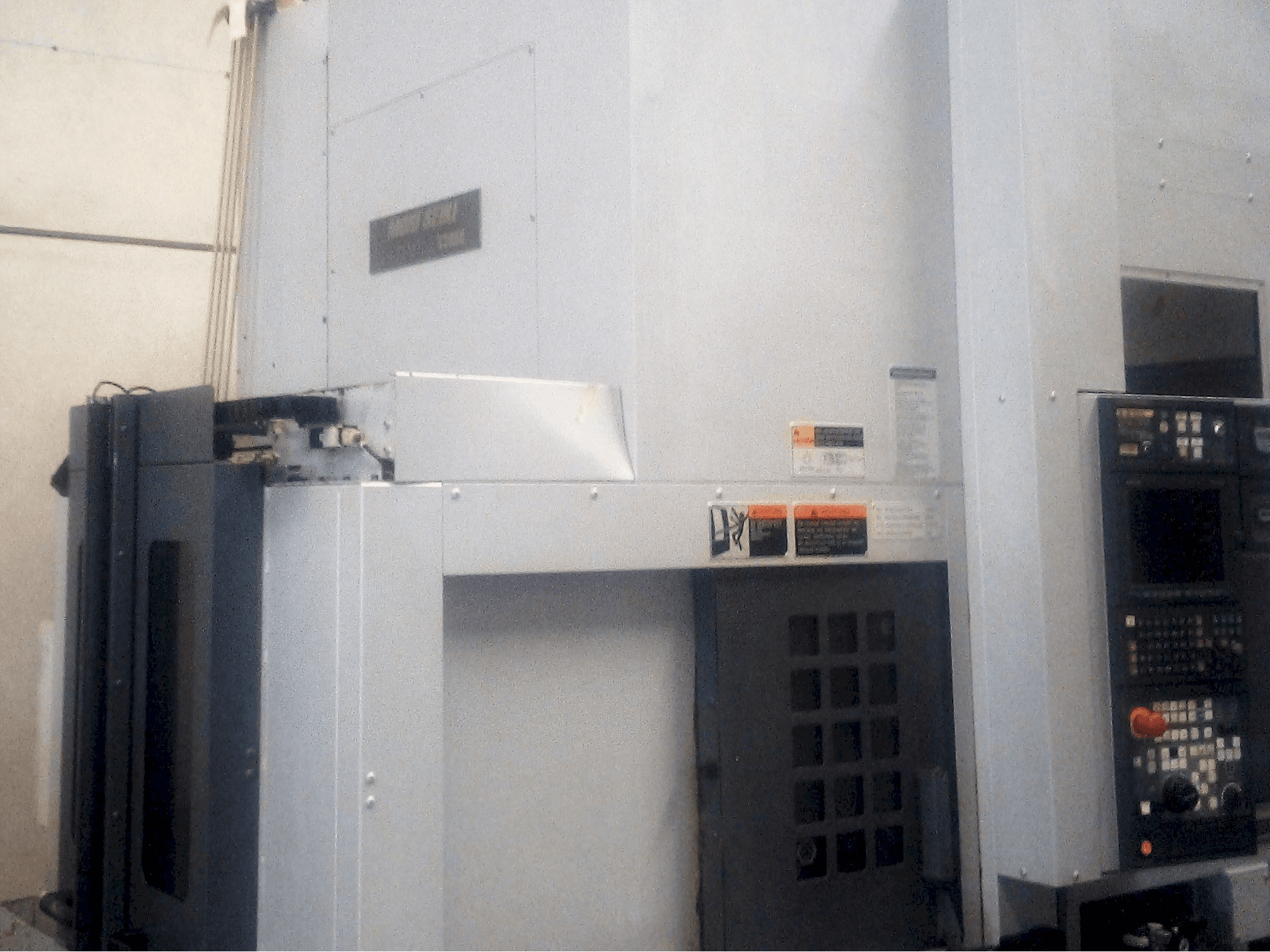 Masina DMG Mori Seiki ULTIMILL V-3000/MSX-850 eestvaade