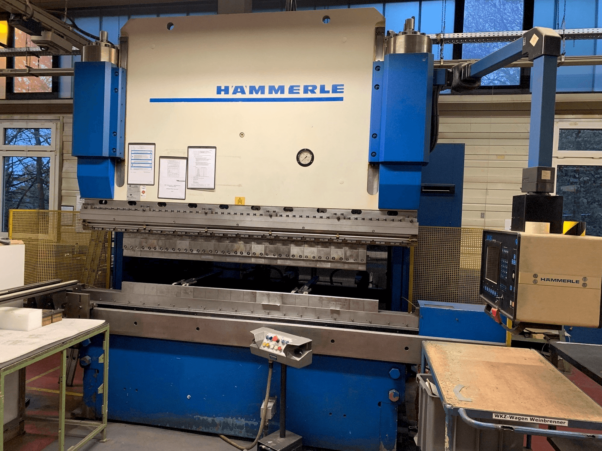 Masina HAMMERLE AP 200 2600 Serie 3 eestvaade