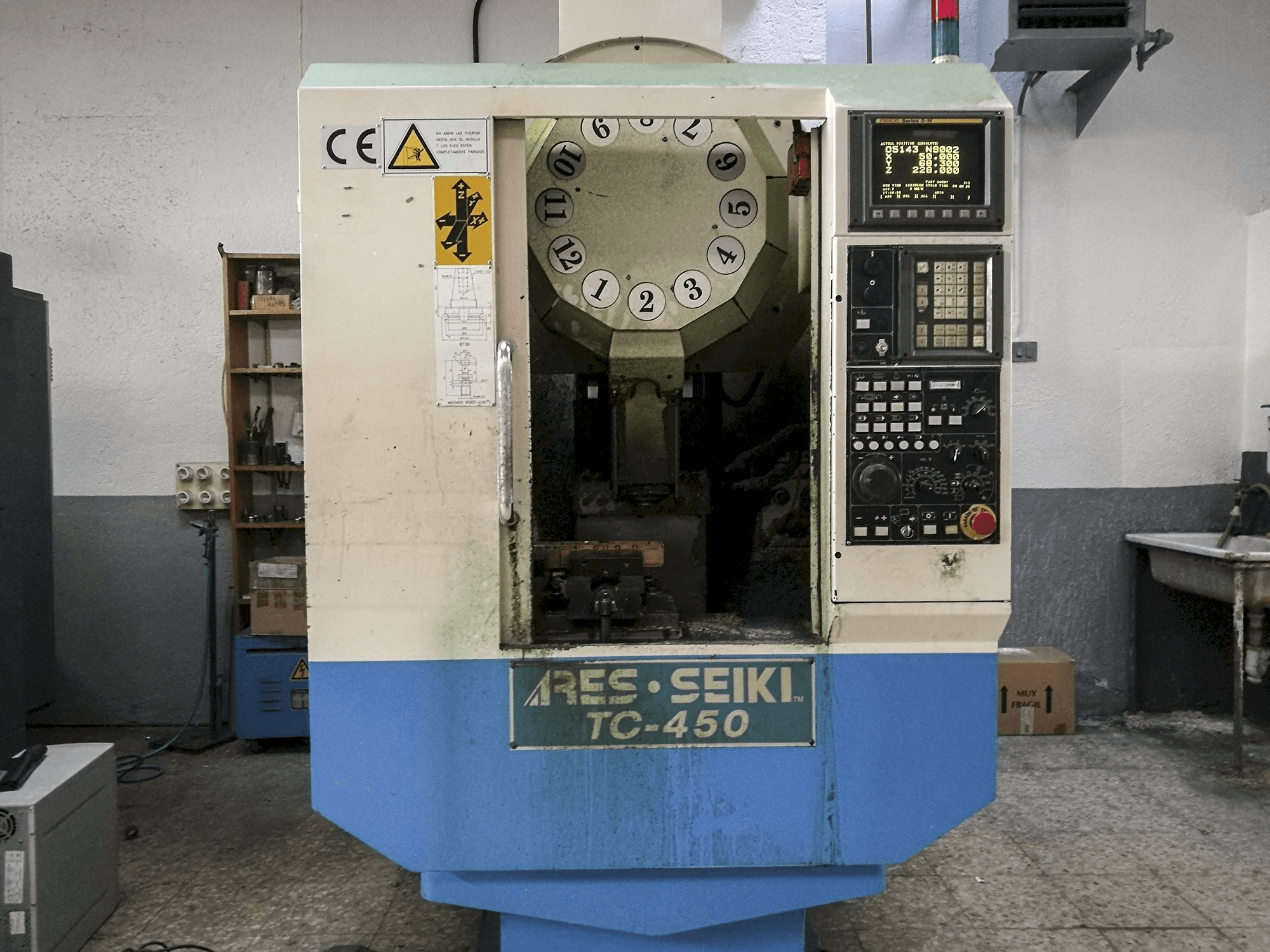Masina ARES TC-450 eestvaade