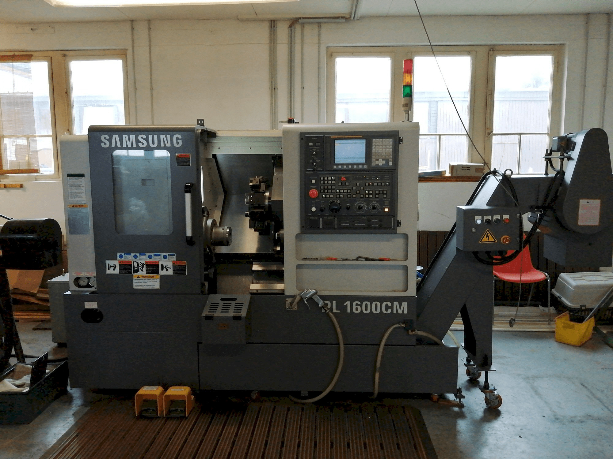 Masina Samsung PL1600CM eestvaade