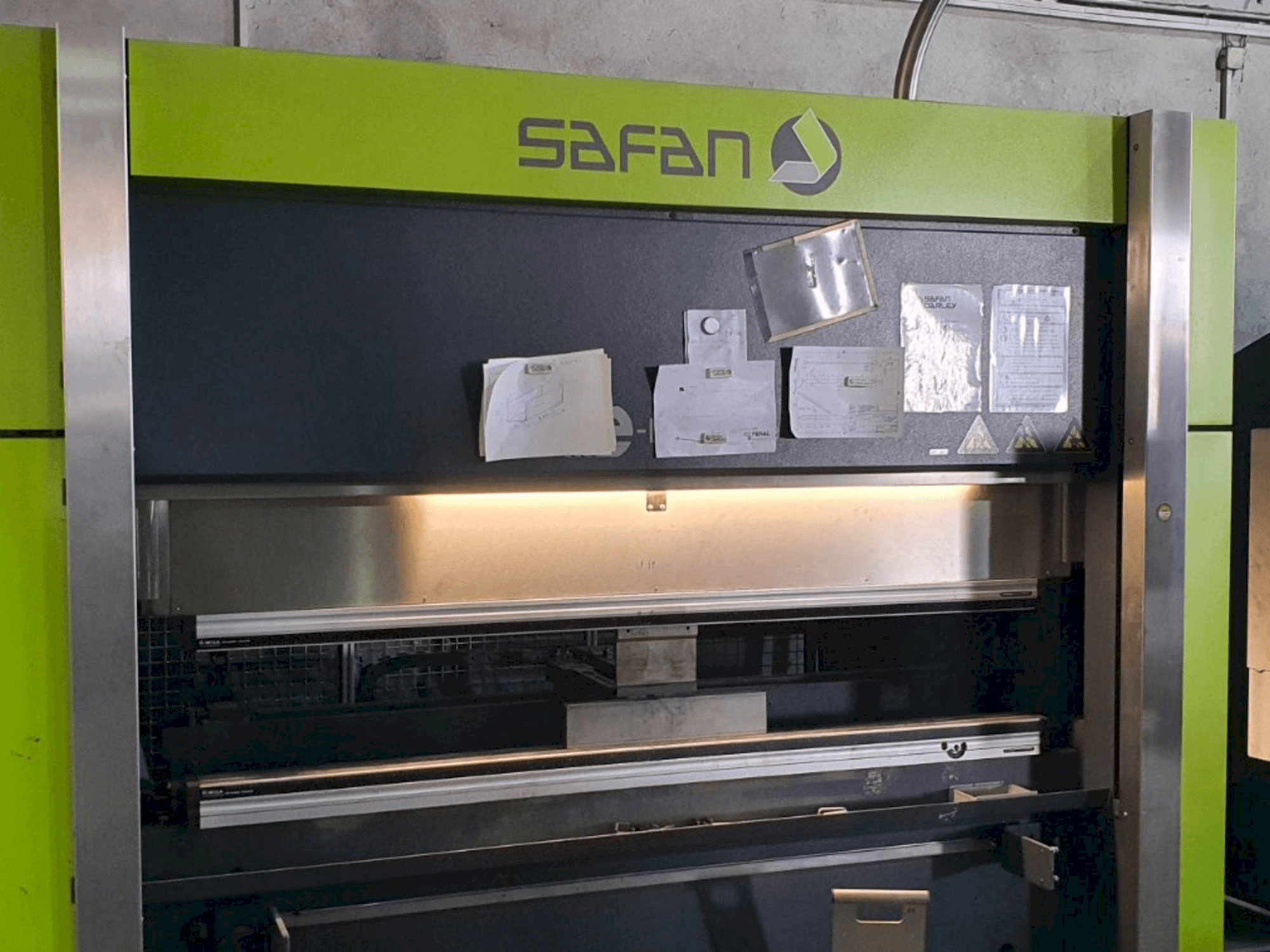 Masina Safan E-brake 50-2050 eestvaade