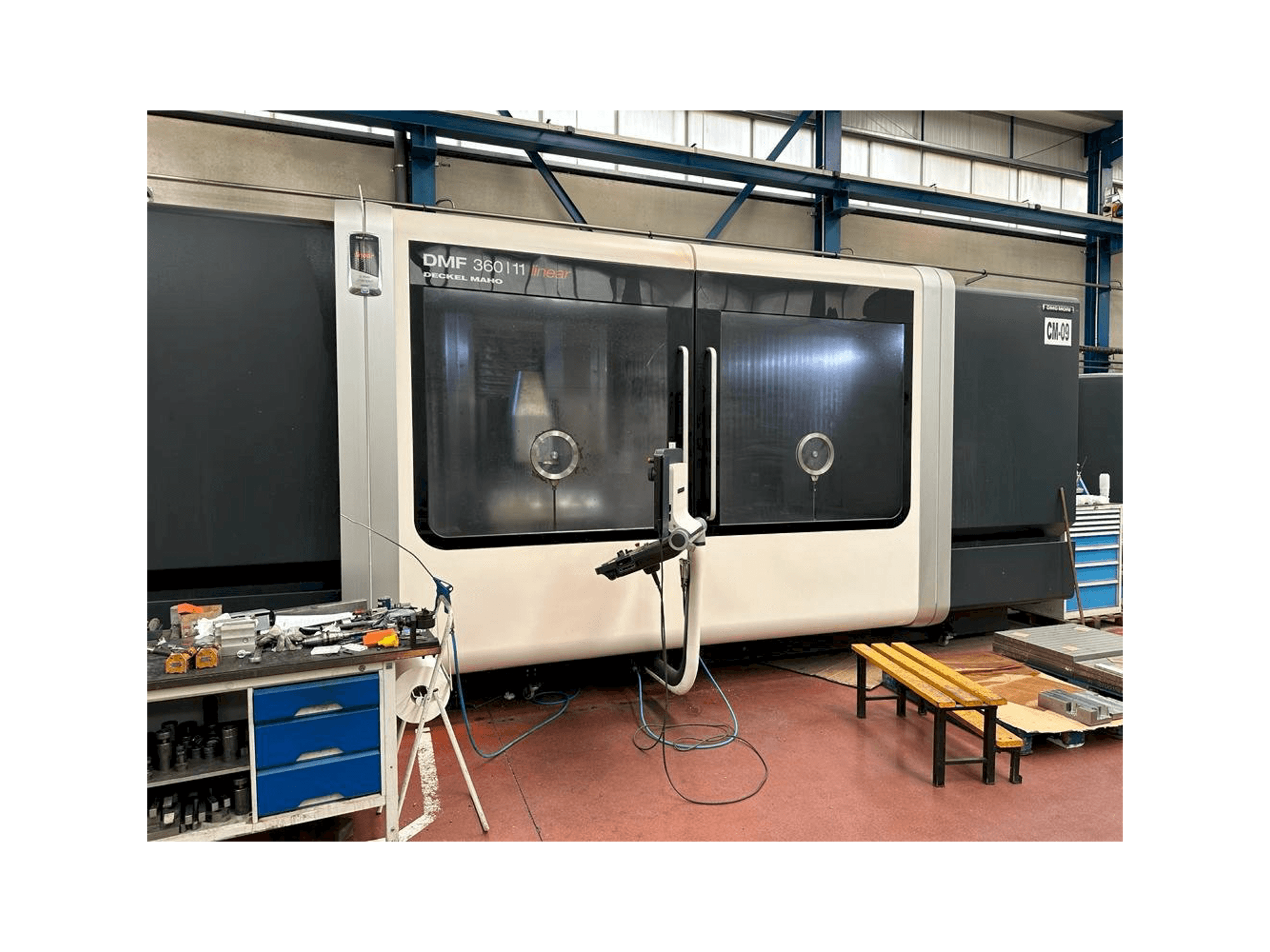 Masina DECKEL MAHO DMF 360-11 eestvaade