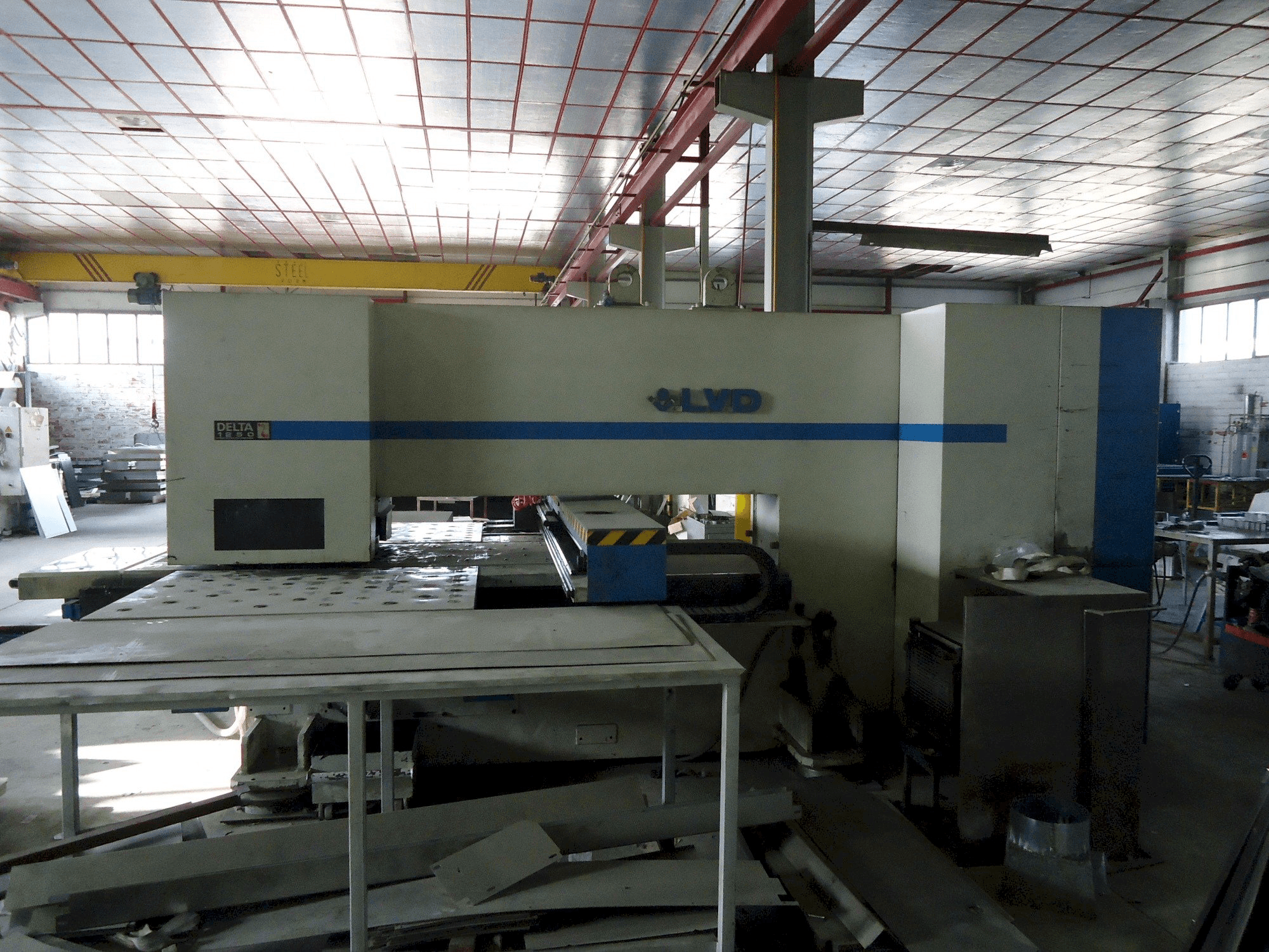 Masina LVD delta 1250 eestvaade