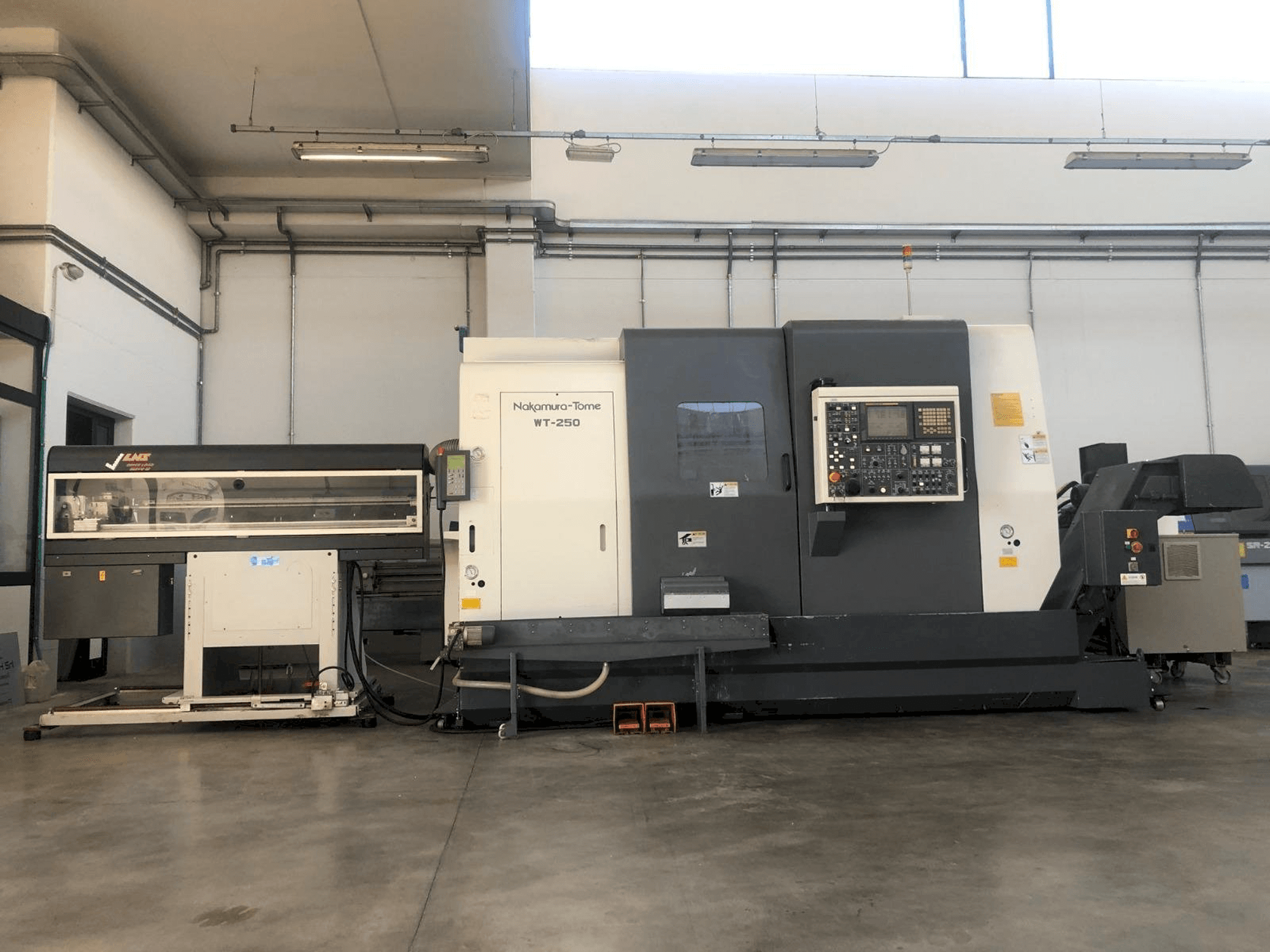 Masina NAKAMURA-TOME WT-250 MMY eestvaade