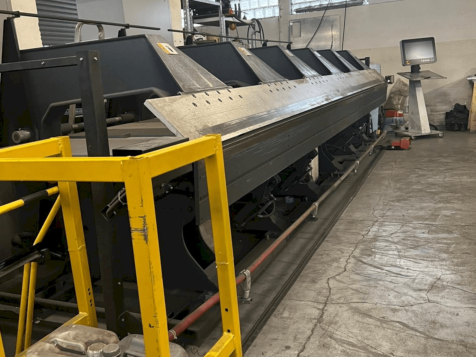 Masina Jorns Norma-Line 150-6.4 eestvaade