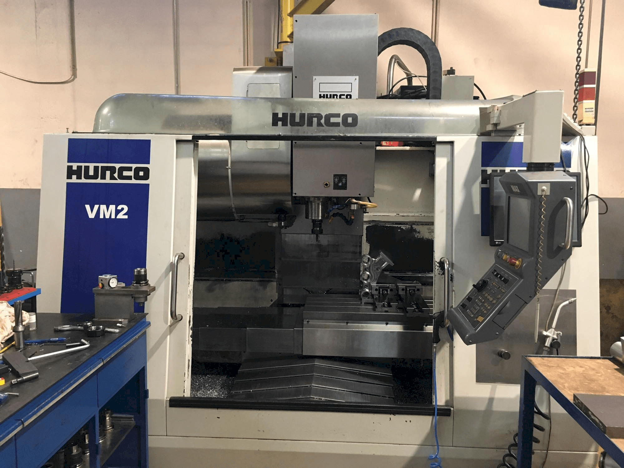 Masina Hurco VM2 eestvaade