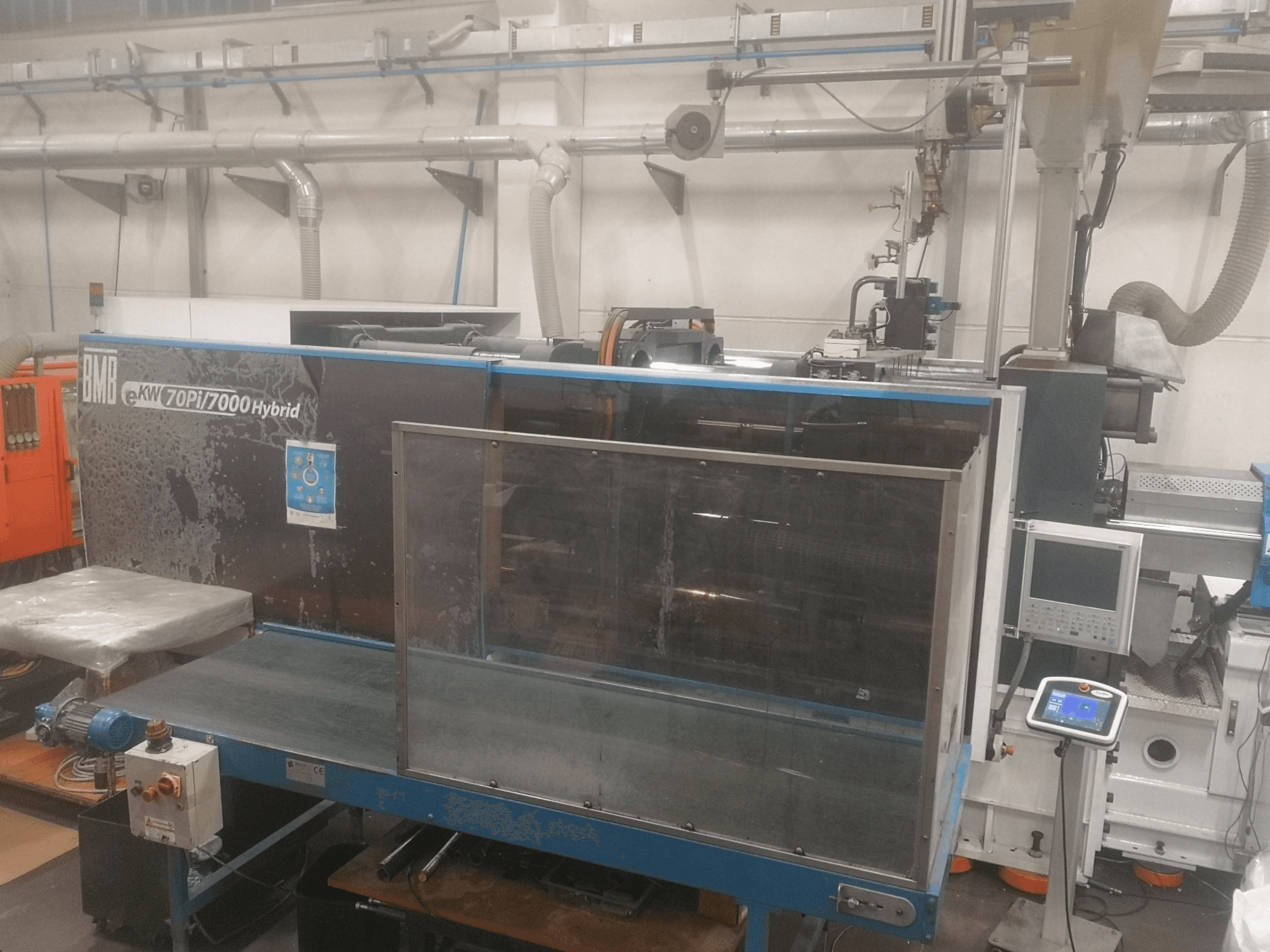 Masina BMB Ekw 70pi Hybrid eestvaade