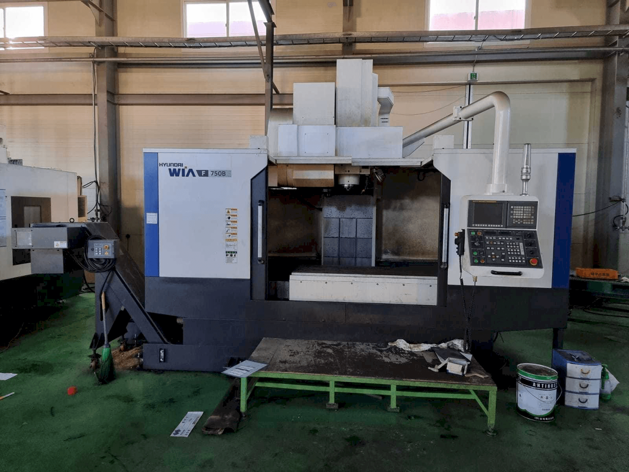 Masina Hyundai Wia F750B eestvaade