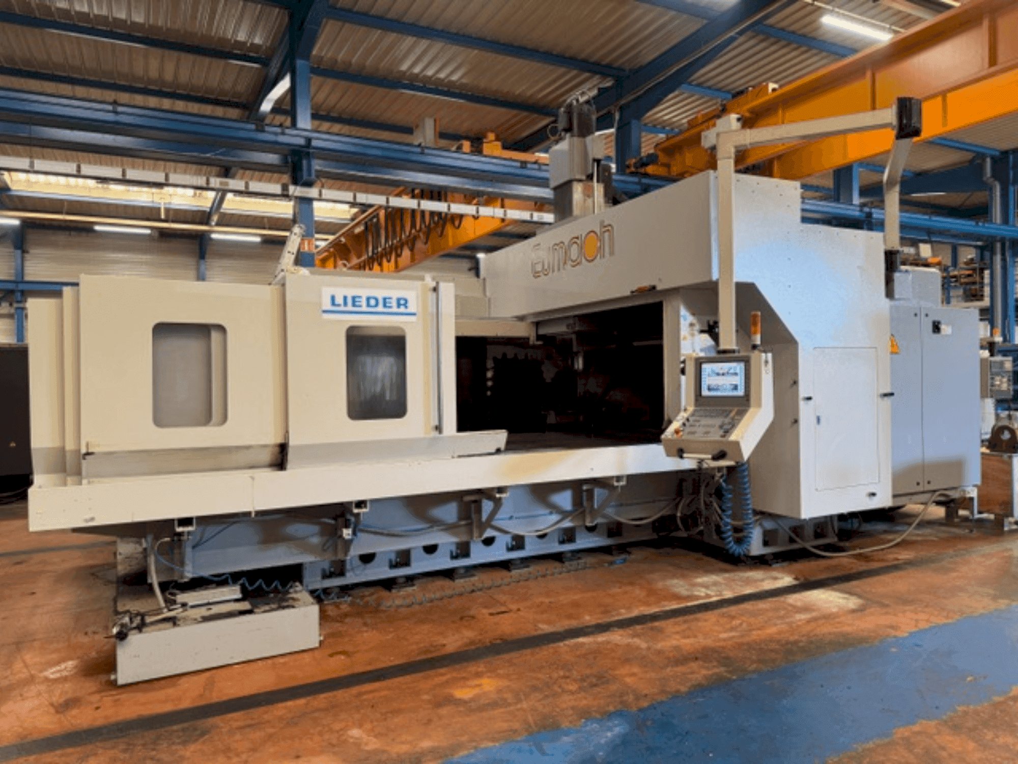 Masina Eumach DVM-3021 eestvaade