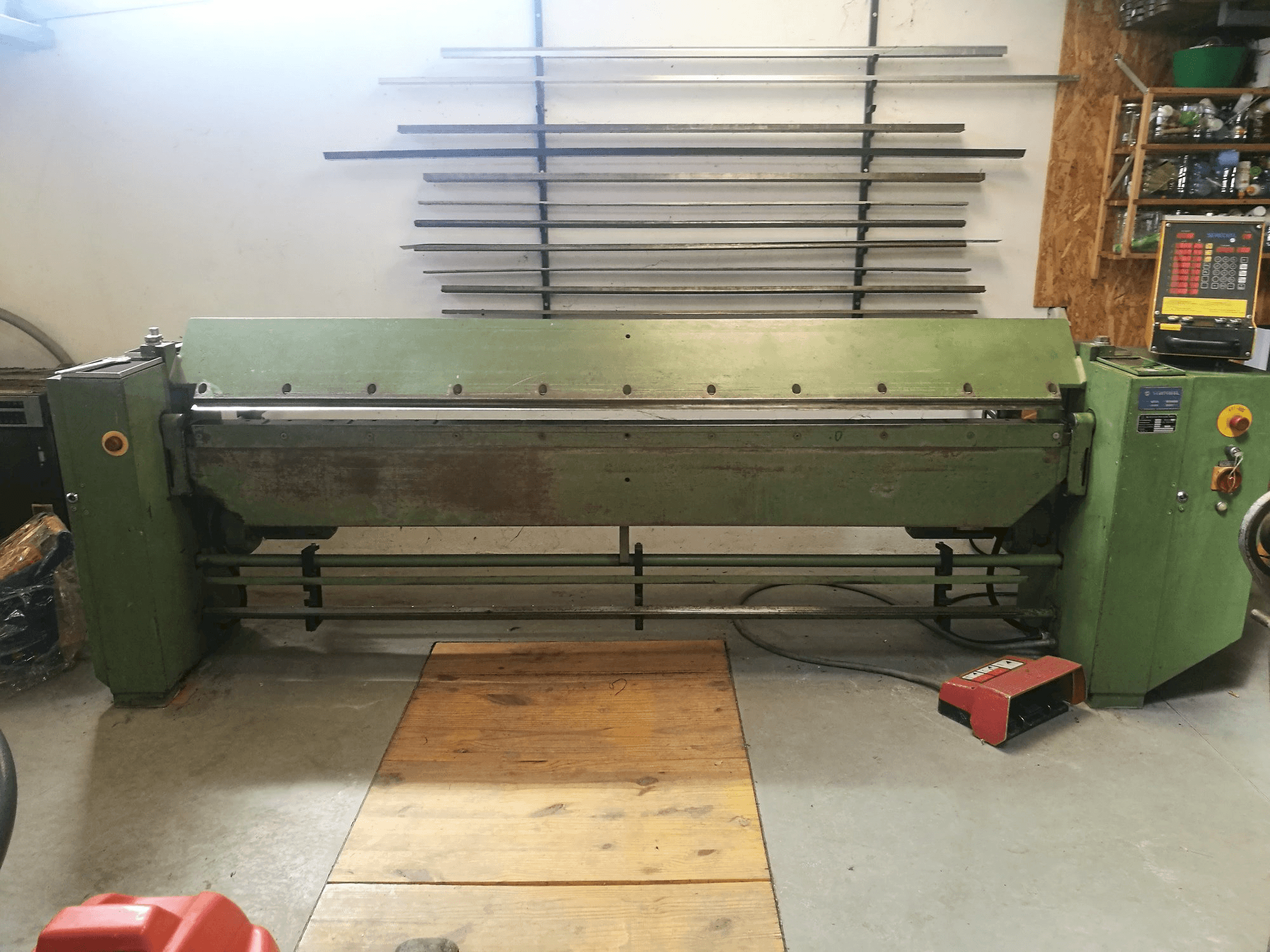 Masina Schechtl MA 250/8 vasaku külje vaade