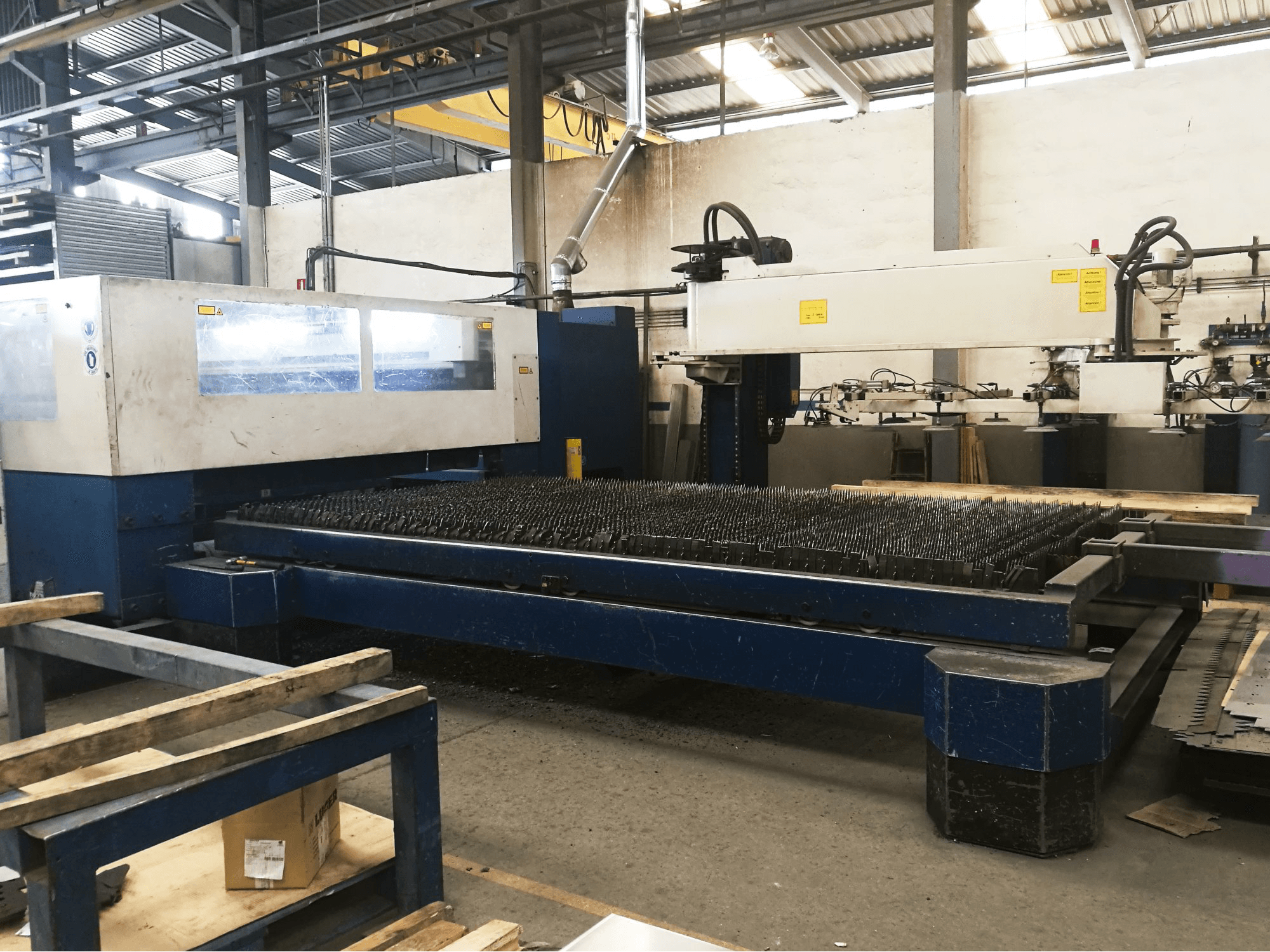 Masinavaade Trumpf Trumatic L4030 vasakult
