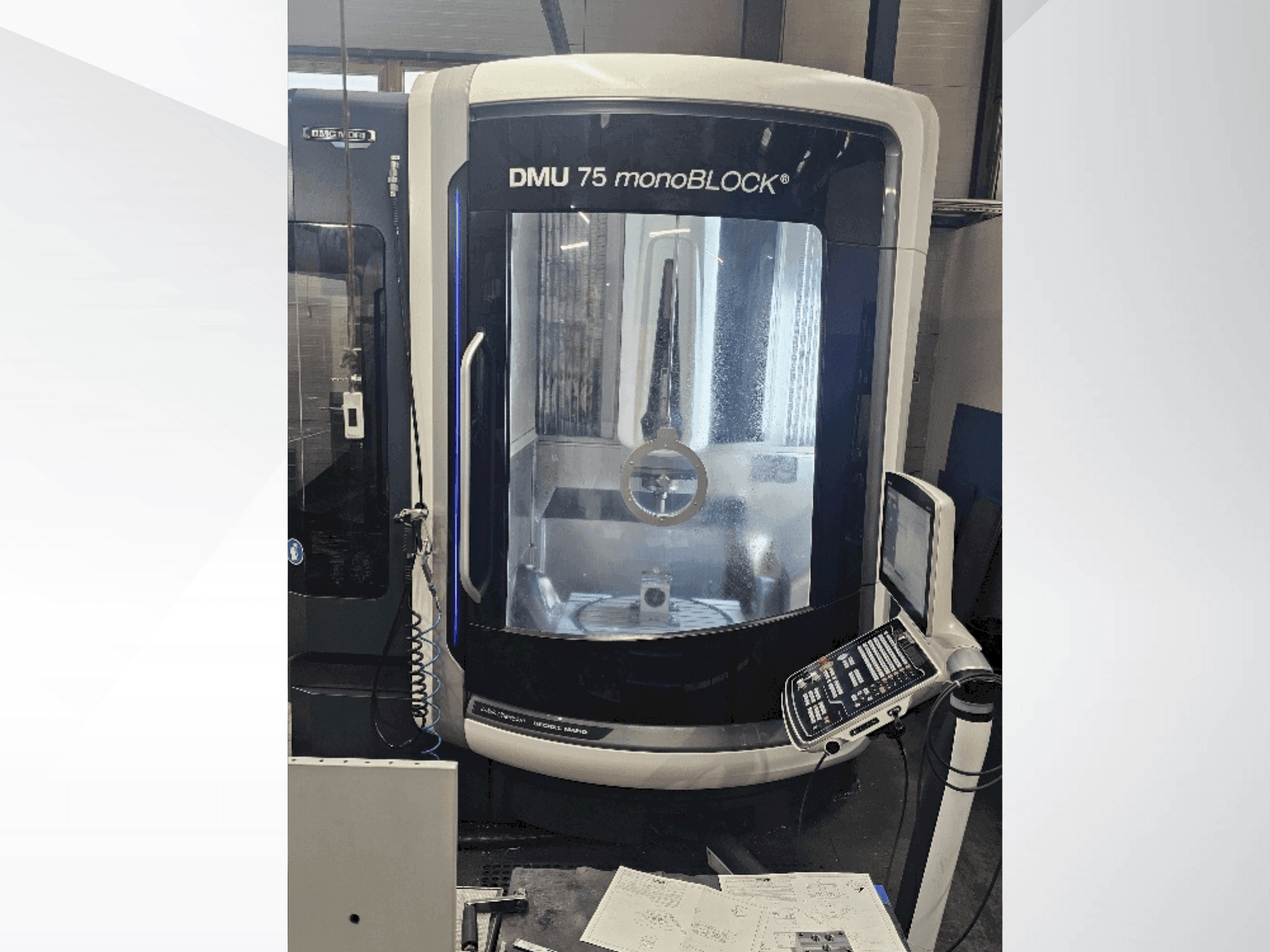 Masina DMG MORI DMU 75 monoBlock eestvaade