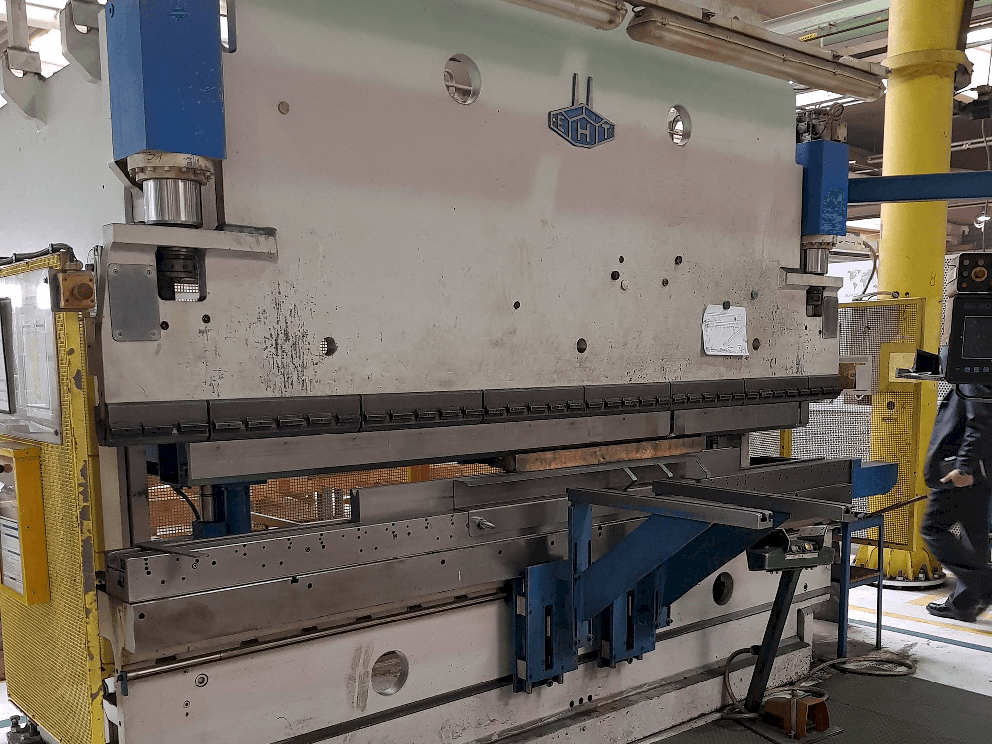 Masina EHT EHPS 11-35 vasaku külje vaade