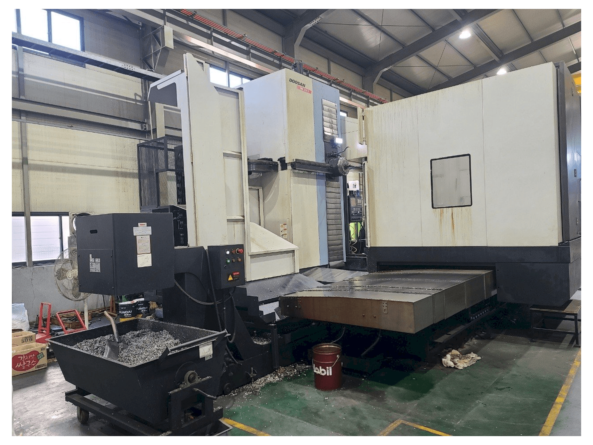 Masina Doosan DBC250II eestvaade