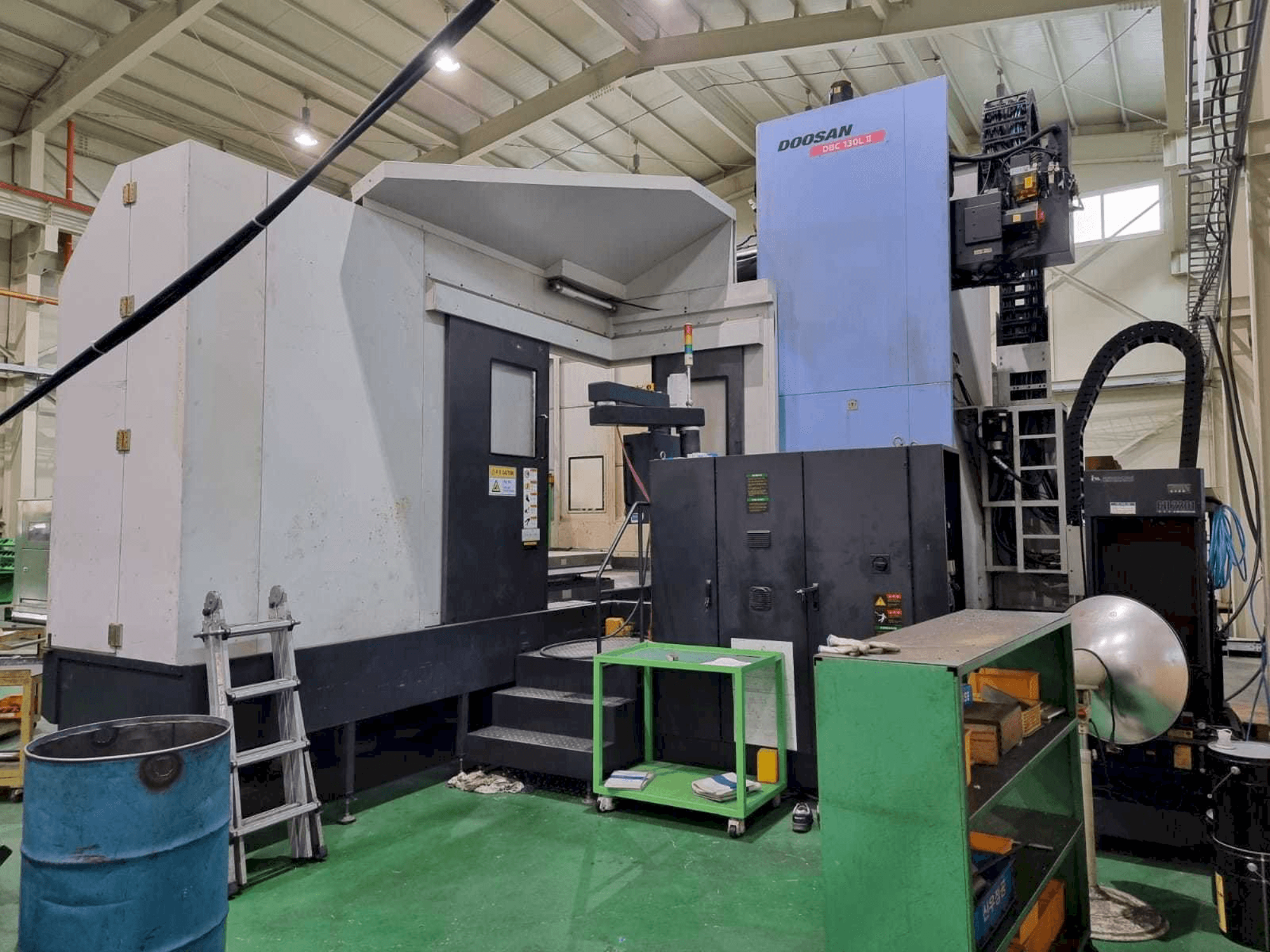 Masina Doosan DBC 130L II eestvaade