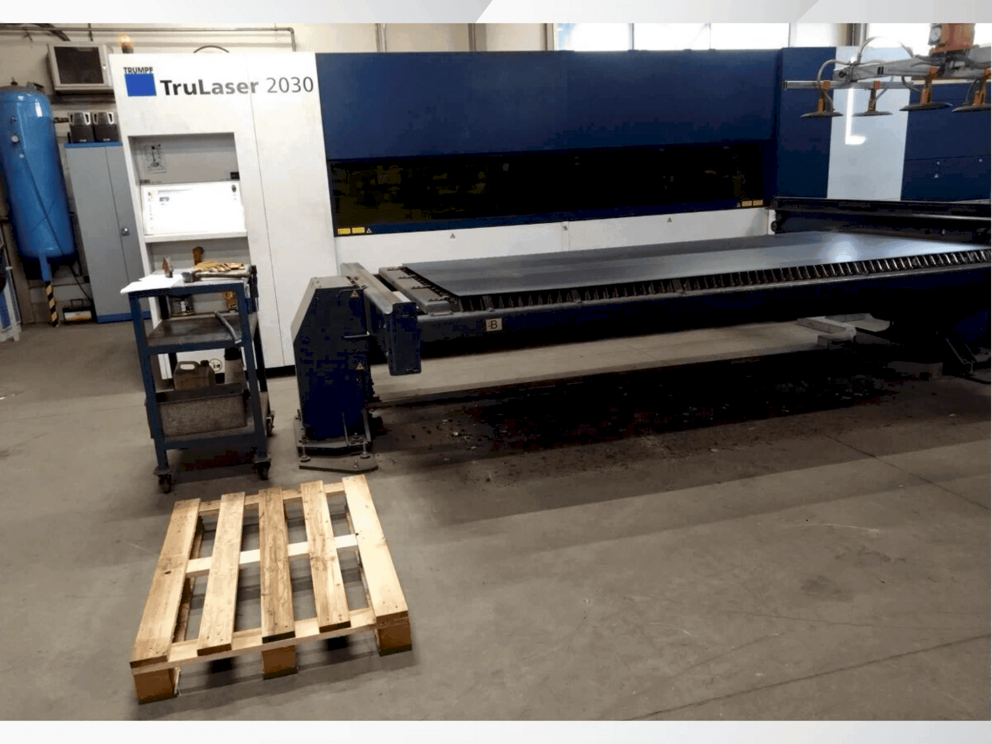 Masina TRUMPF TruLaser 2030 Fiber eestvaade