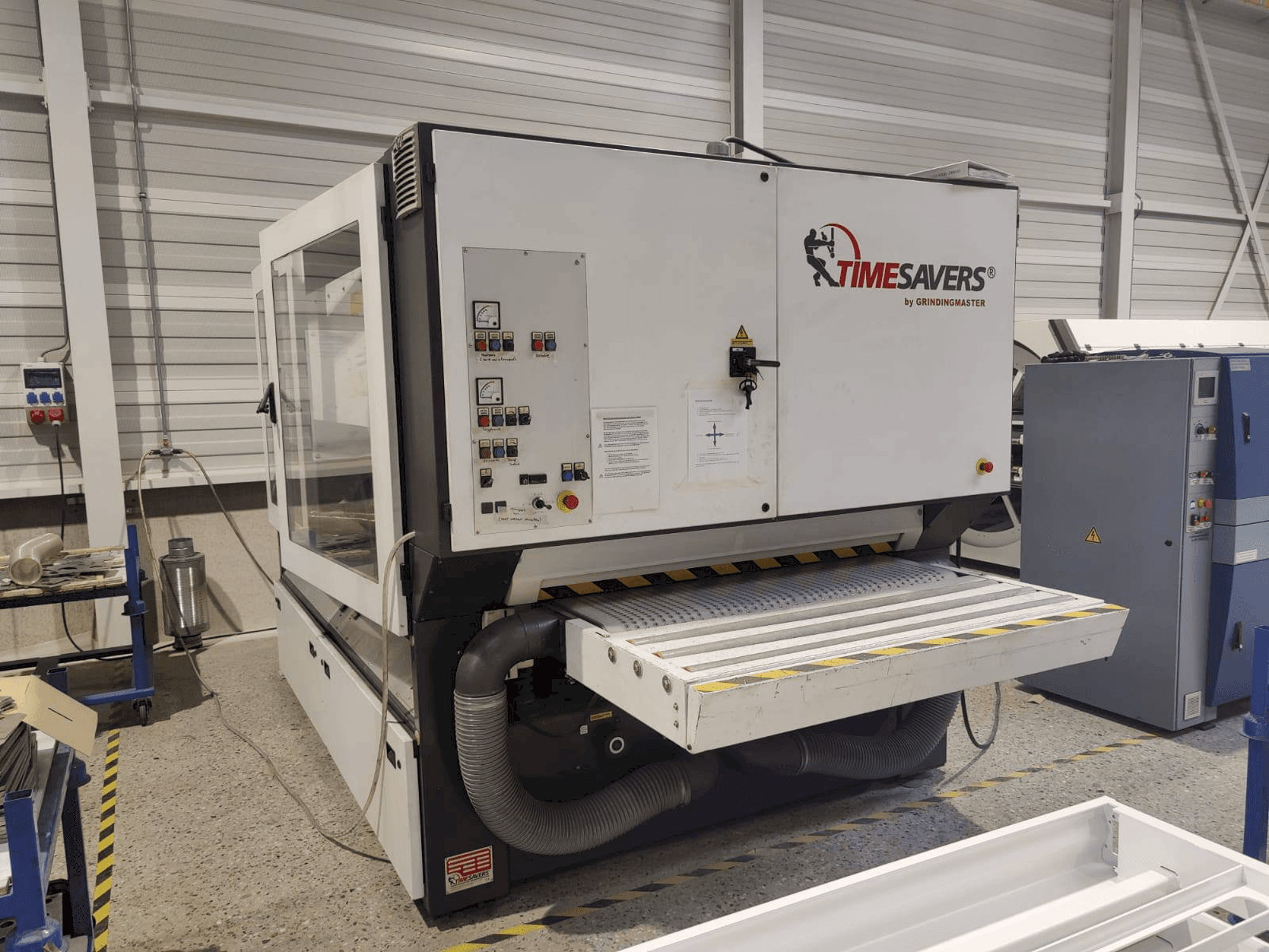 Masina TIMESAVERS 42-series-1350-WRB eestvaade