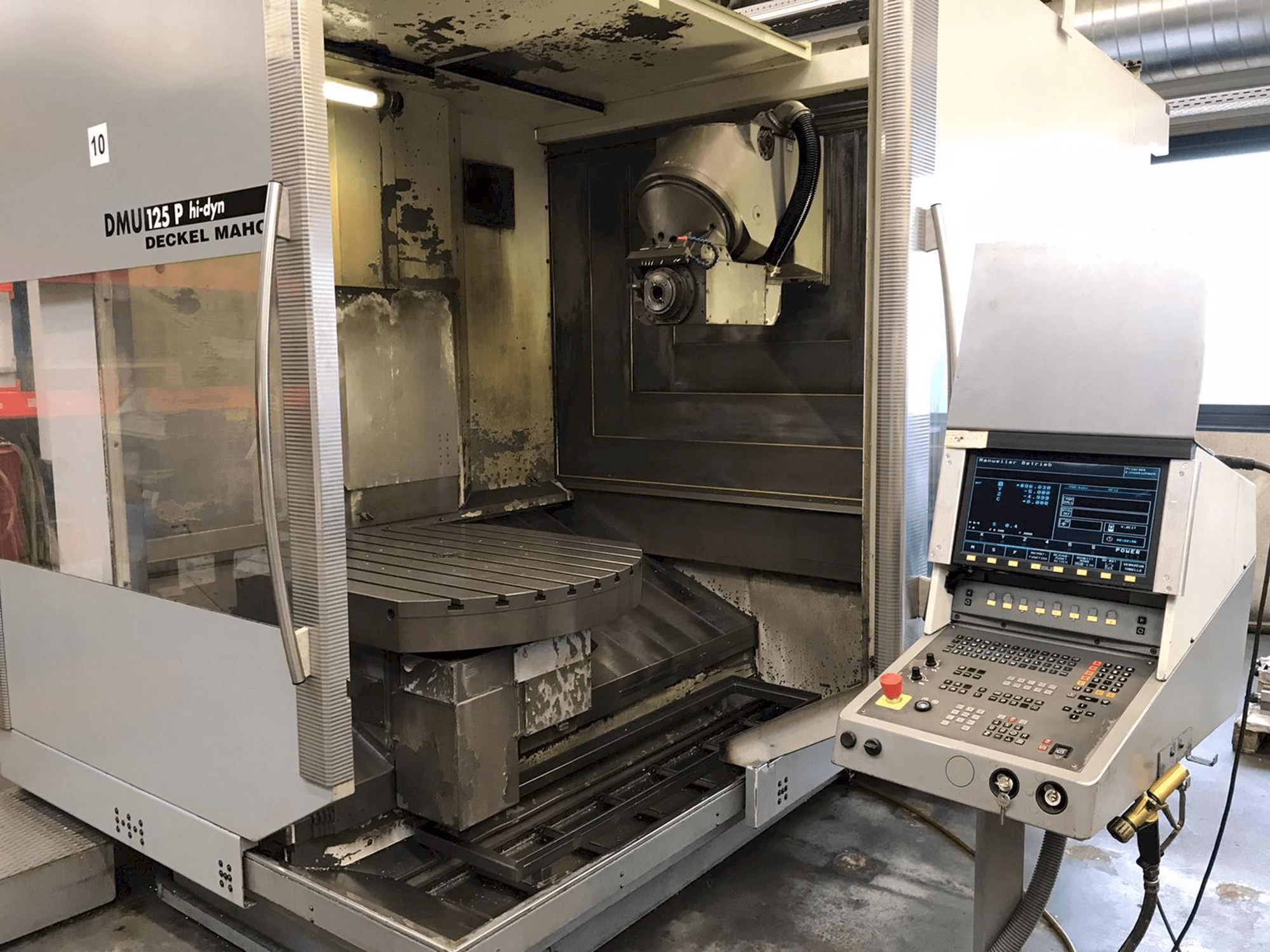 Masina DECKEL MAHO DMU 125 P Hi-dyn eestvaade