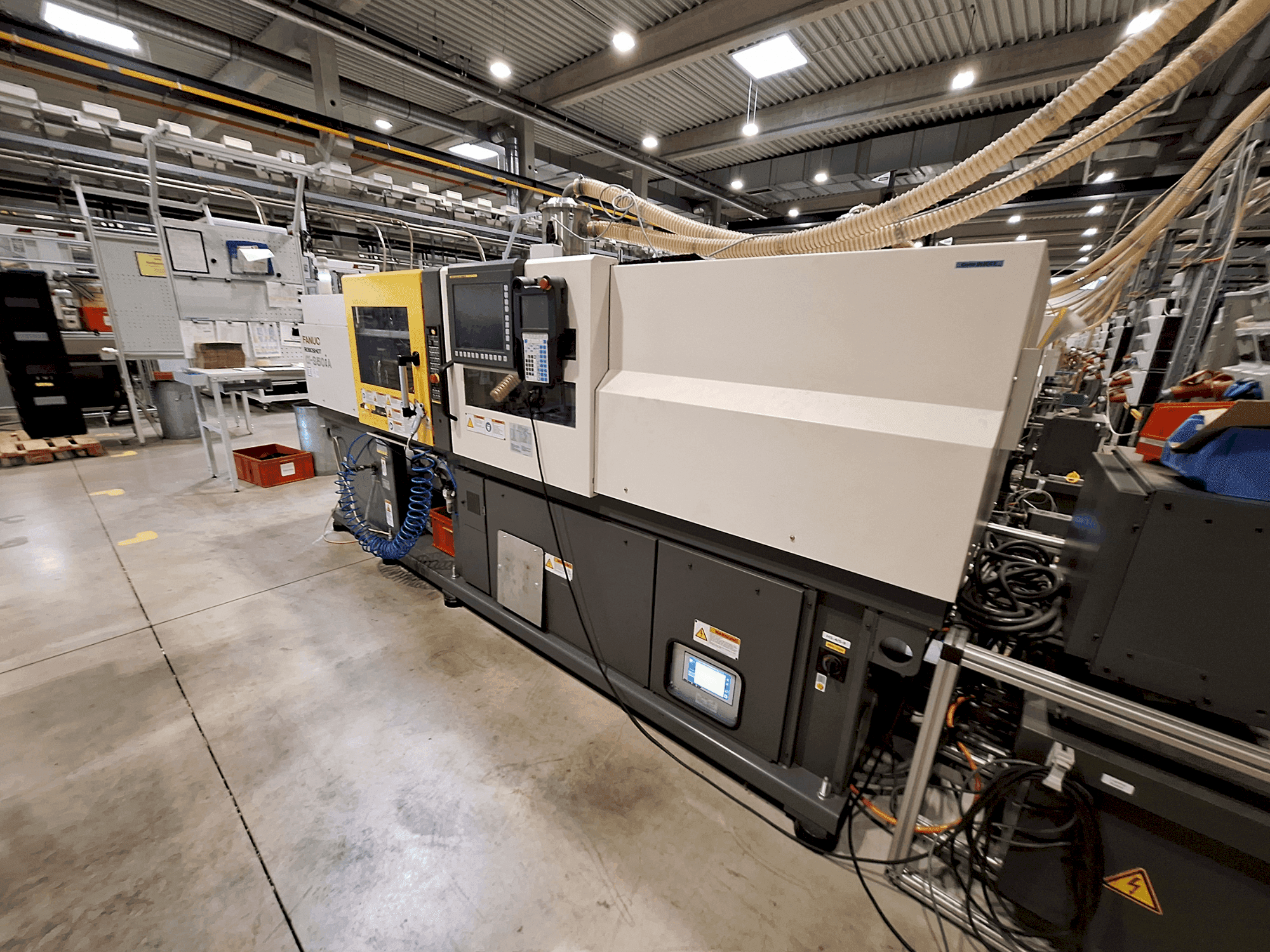 Masina FANUC Roboshot S50iA eestvaade