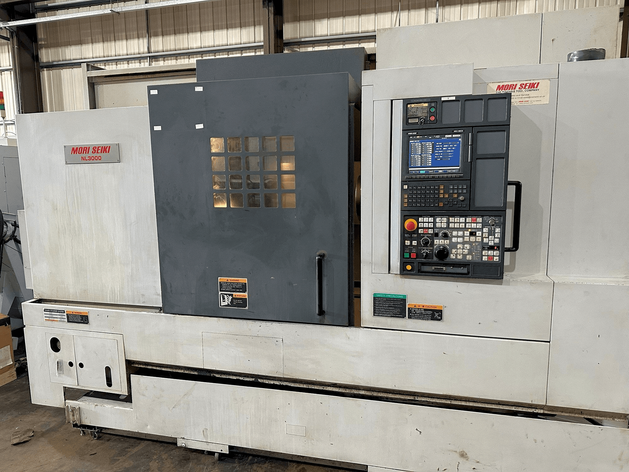 Masina MORI SEIKI NL3000Y/700 eestvaade