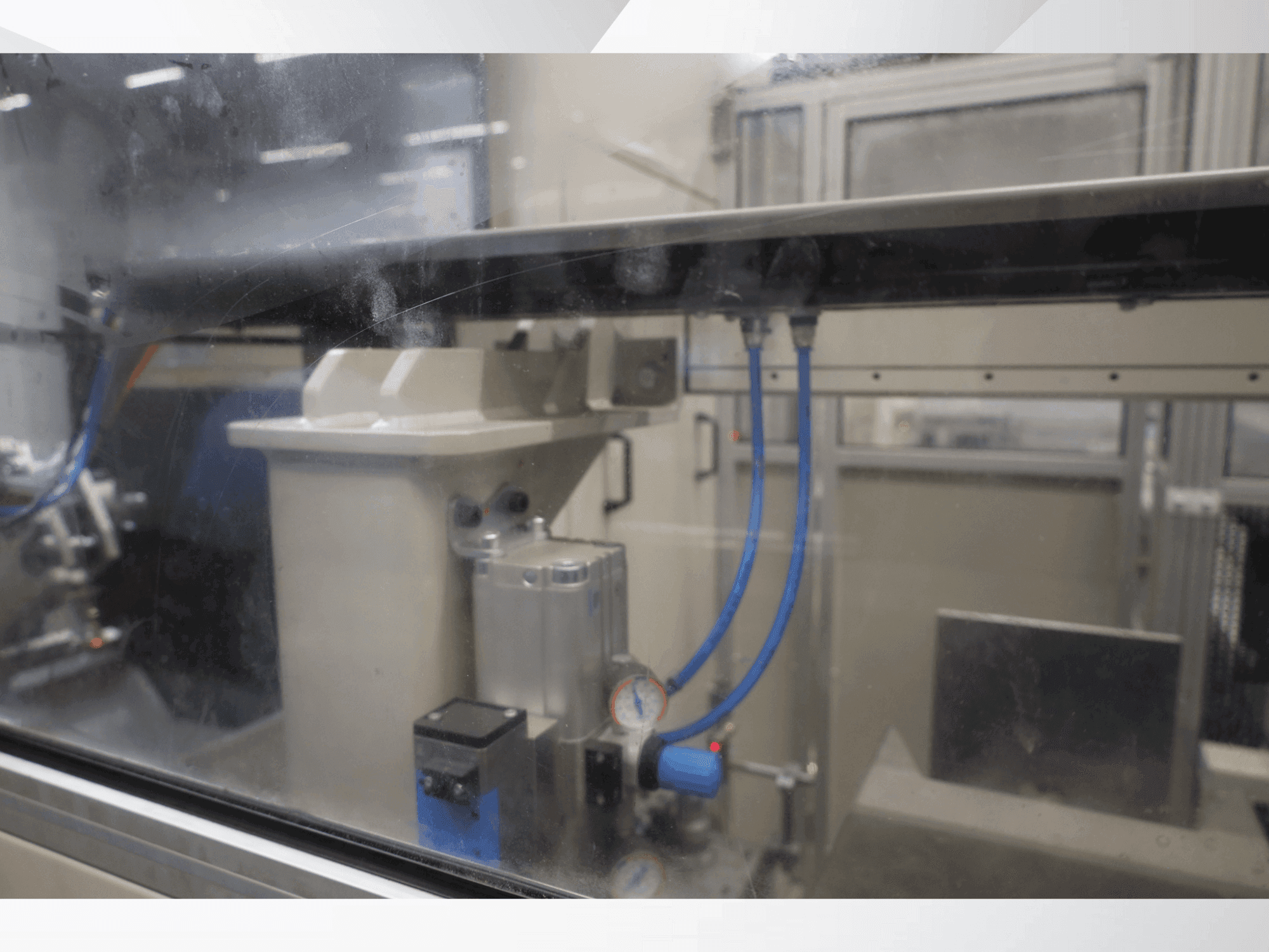 Masina PROFILATOR DV370-HL-05 eestvaade