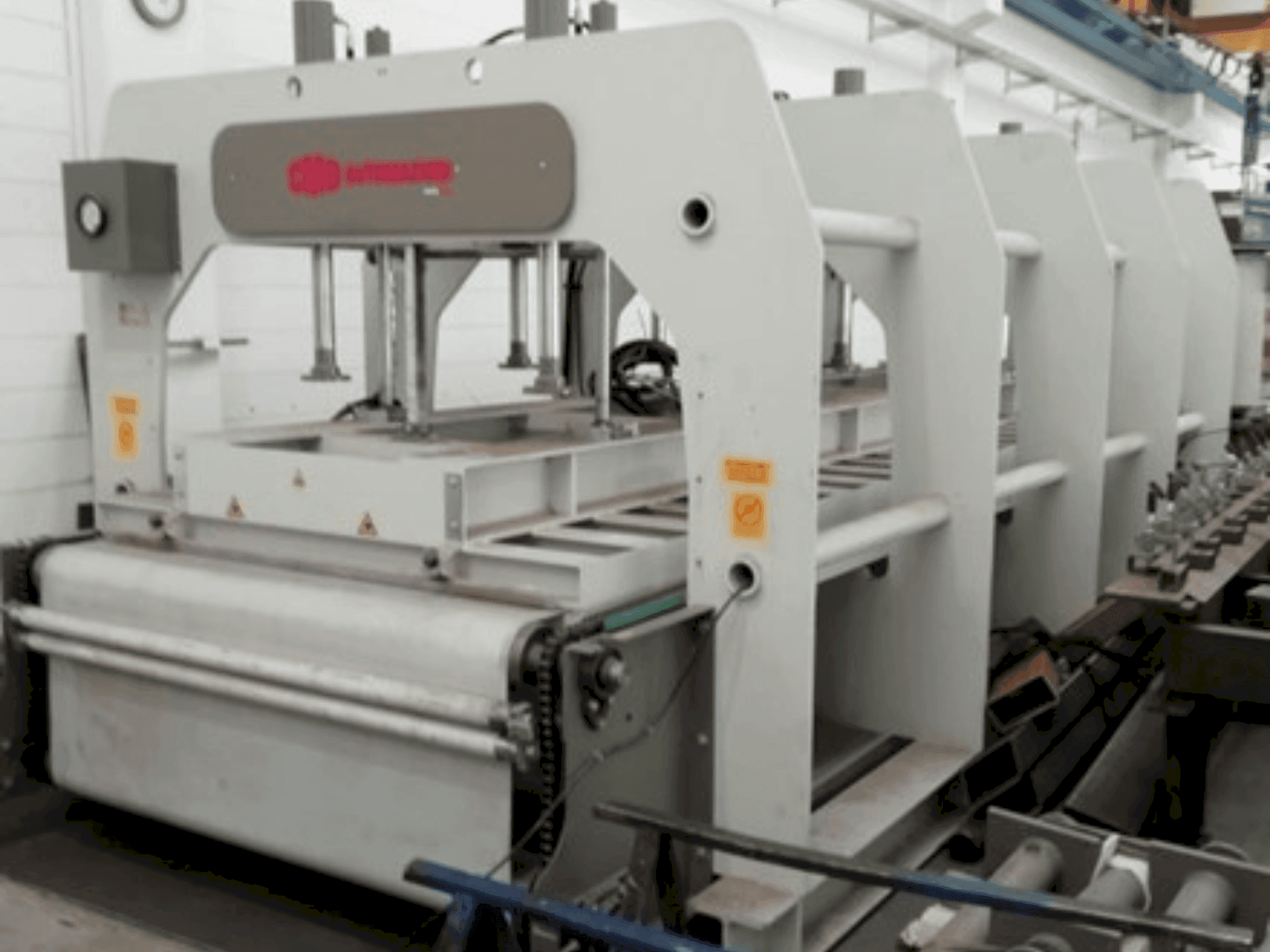 Masina CMB PFR-CCL eestvaade