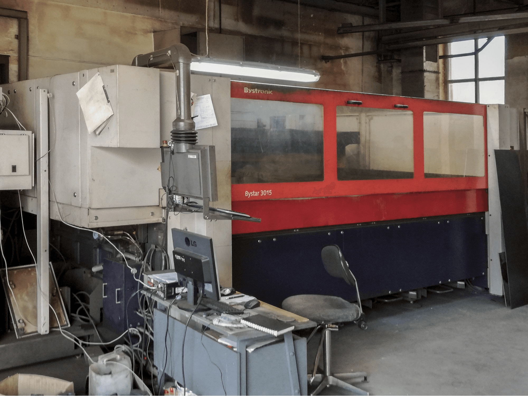Masinavaade Bystronic Bystar 3015 vasakult