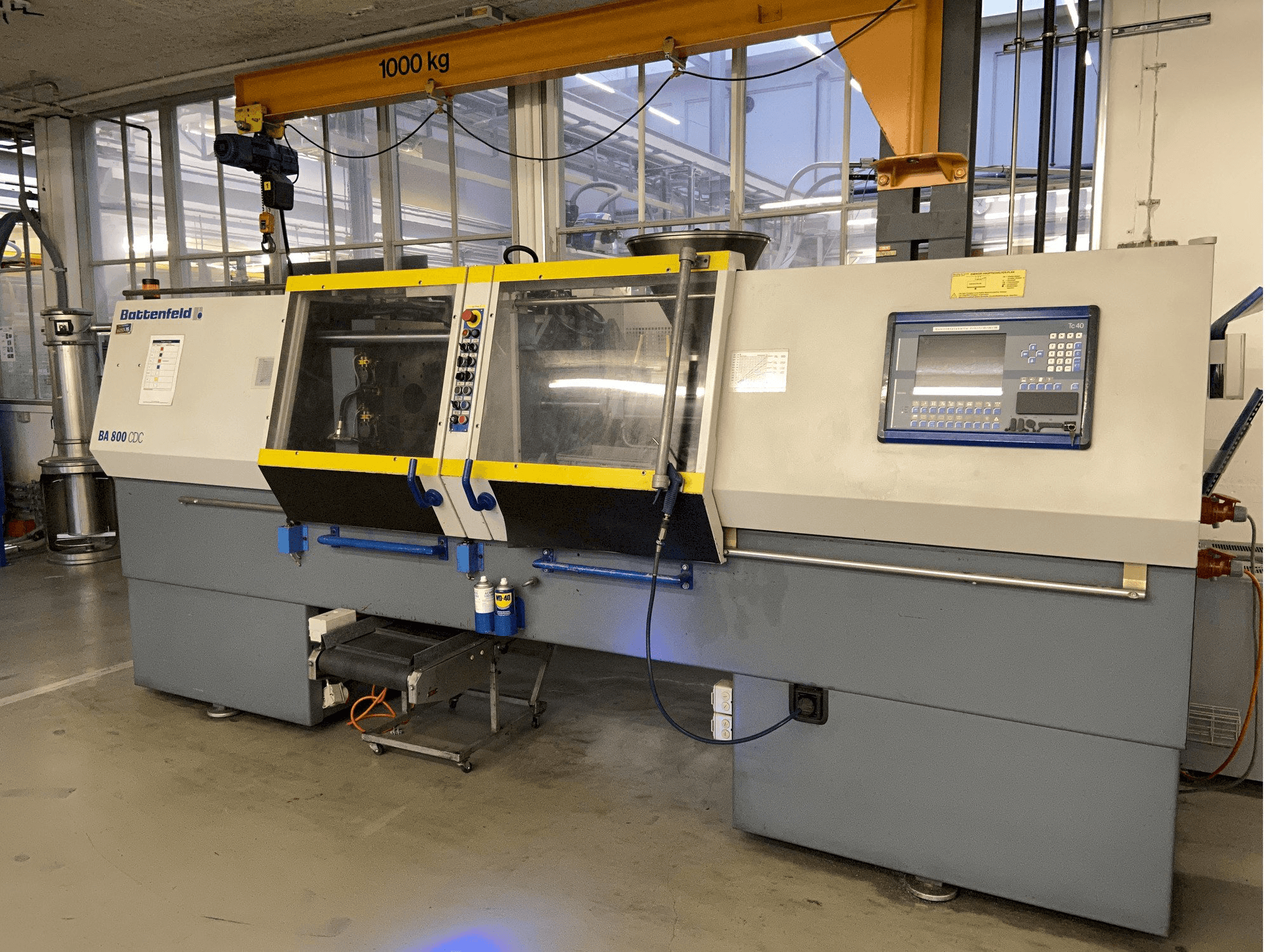Masina Battenfeld BA 800/125 CDC eestvaade
