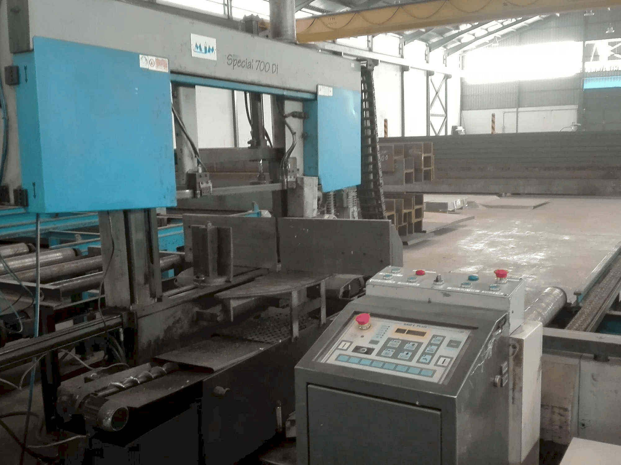 Masina Macc Special 700 DI eestvaade